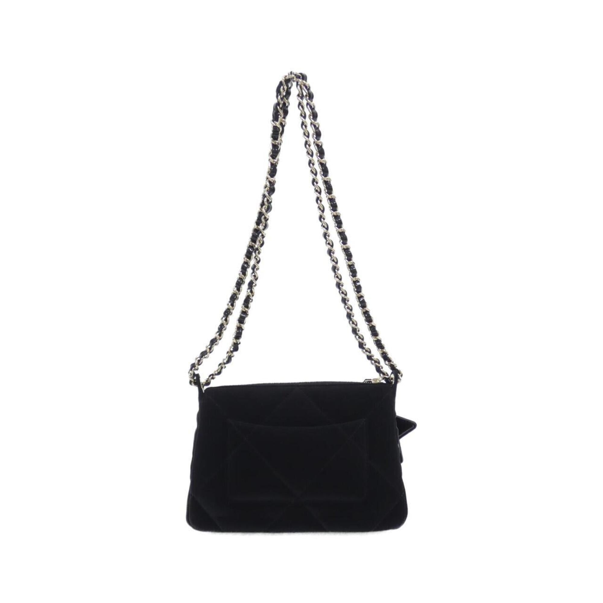 Chanel Black Handbag Shoulder Bag (Pre-Owned)