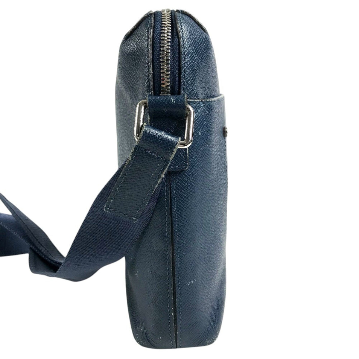 Louis Vuitton Navy Taiga Leather Handbag Messenger Bag Shoulder Bag (Pre-Owned)