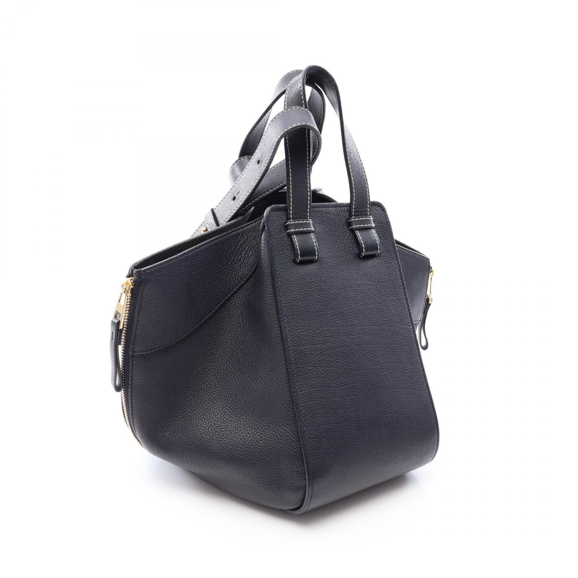 Loewe Black Navy Leather Handbag (Pre-Owned)