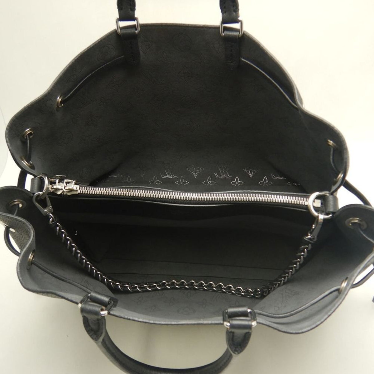 Louis Vuitton Mahina Noir Mahina Leather Tote Bag (Pre-Owned)
