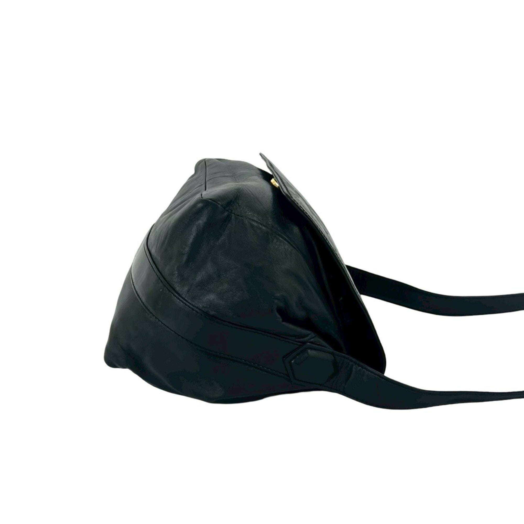 Loewe Black Leather Pochette Shoulder Bag (Pre-Owned)