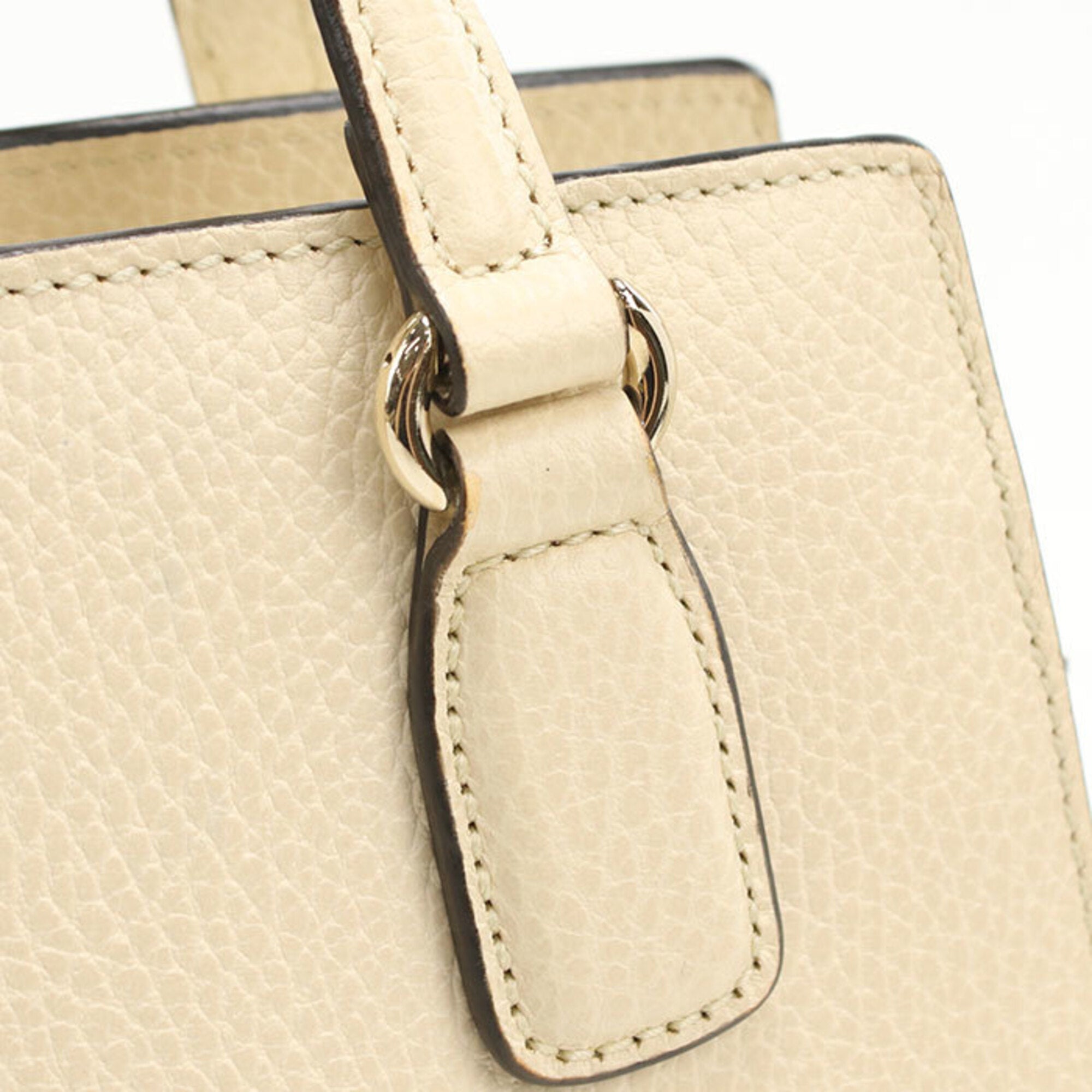 Gucci Ivory Leather Handbag (Pre-Owned)