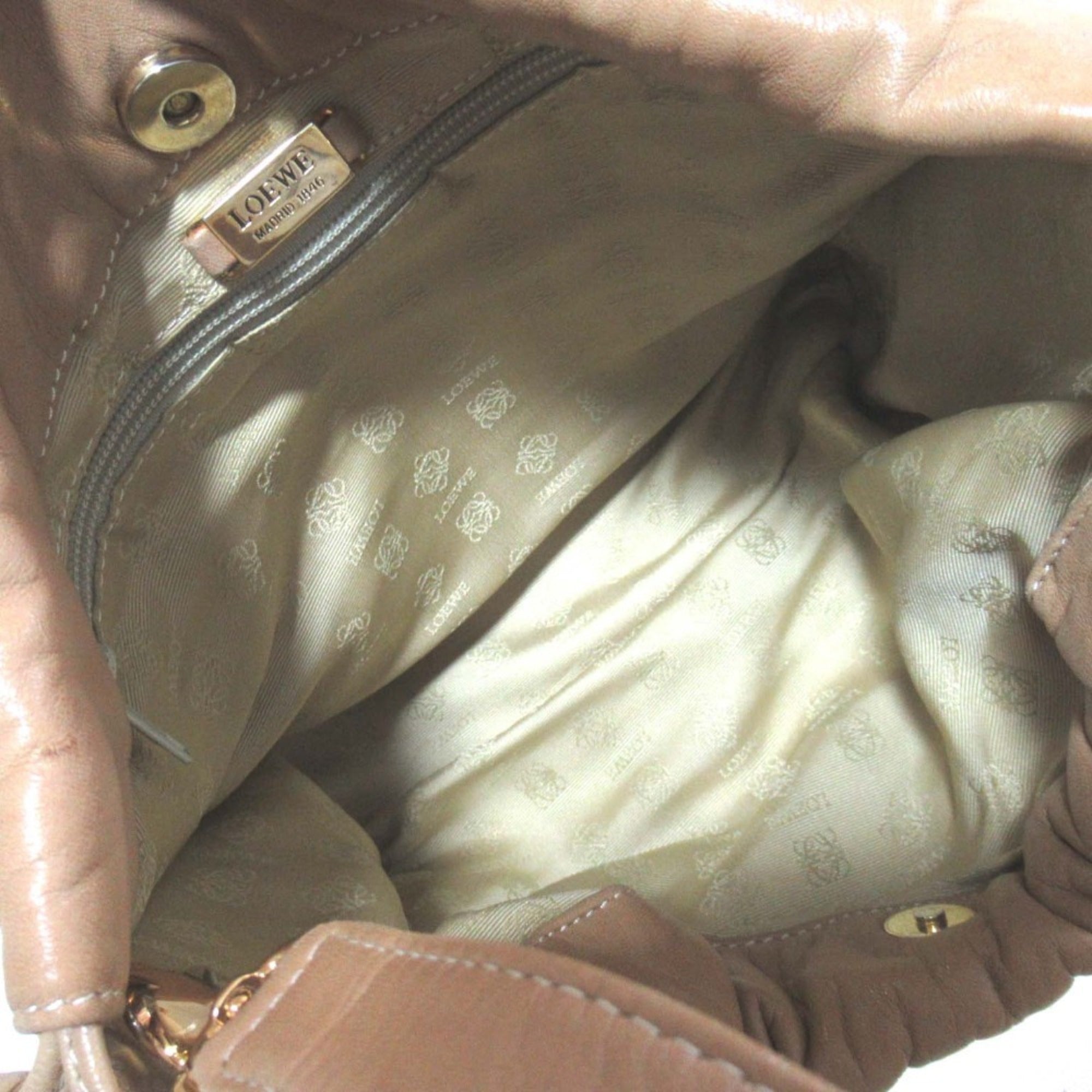 Loewe Beige Nappa Leather Leather Handbag Shoulder Bag (Pre-Owned)