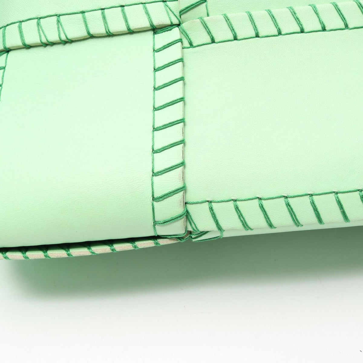 Bottega Veneta Green Leather Handbag Pouch (Pre-Owned)