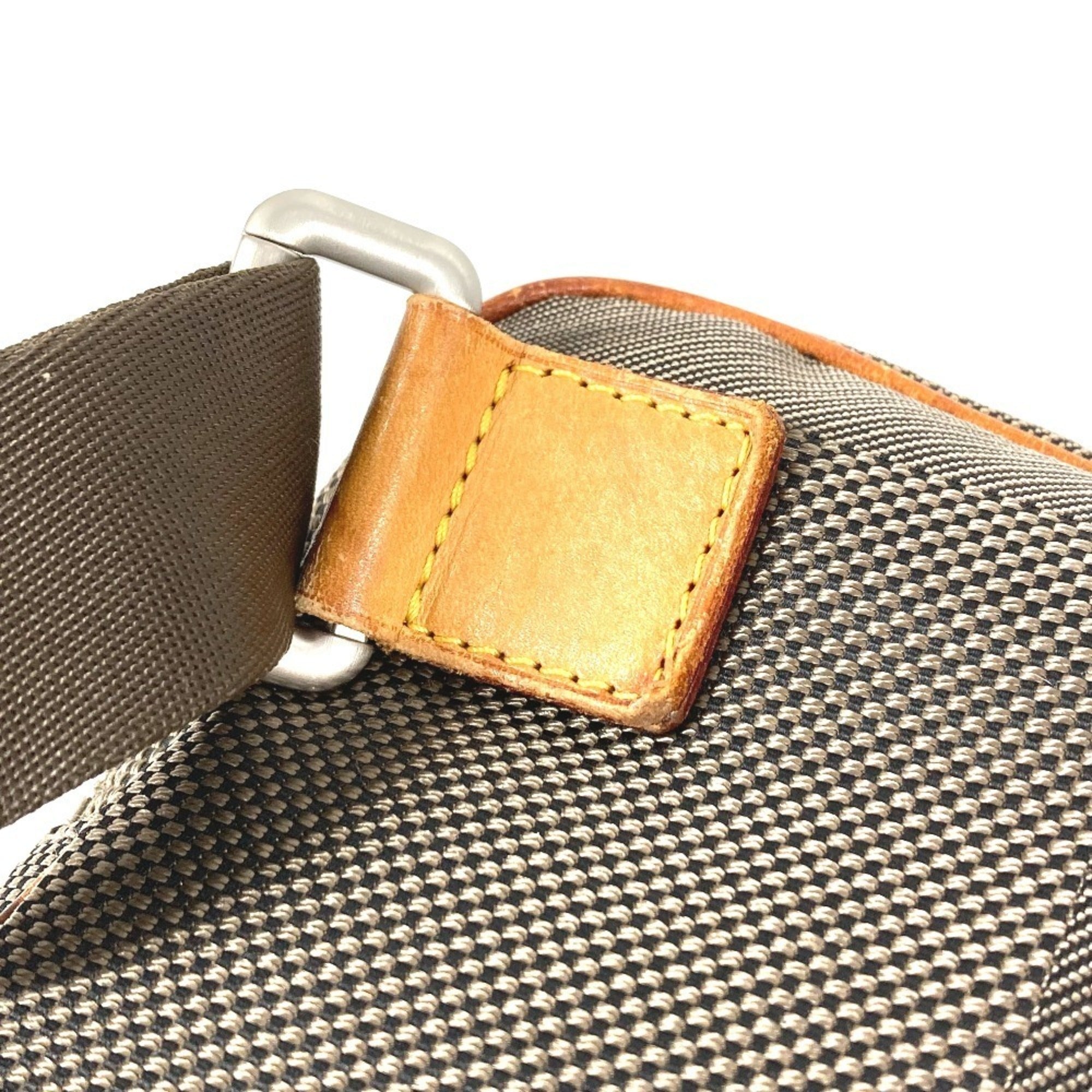 Louis Vuitton Damier Geant Earth Khaki Damier Geant Fanny Pack Sling Bag (Pre-Owned)
