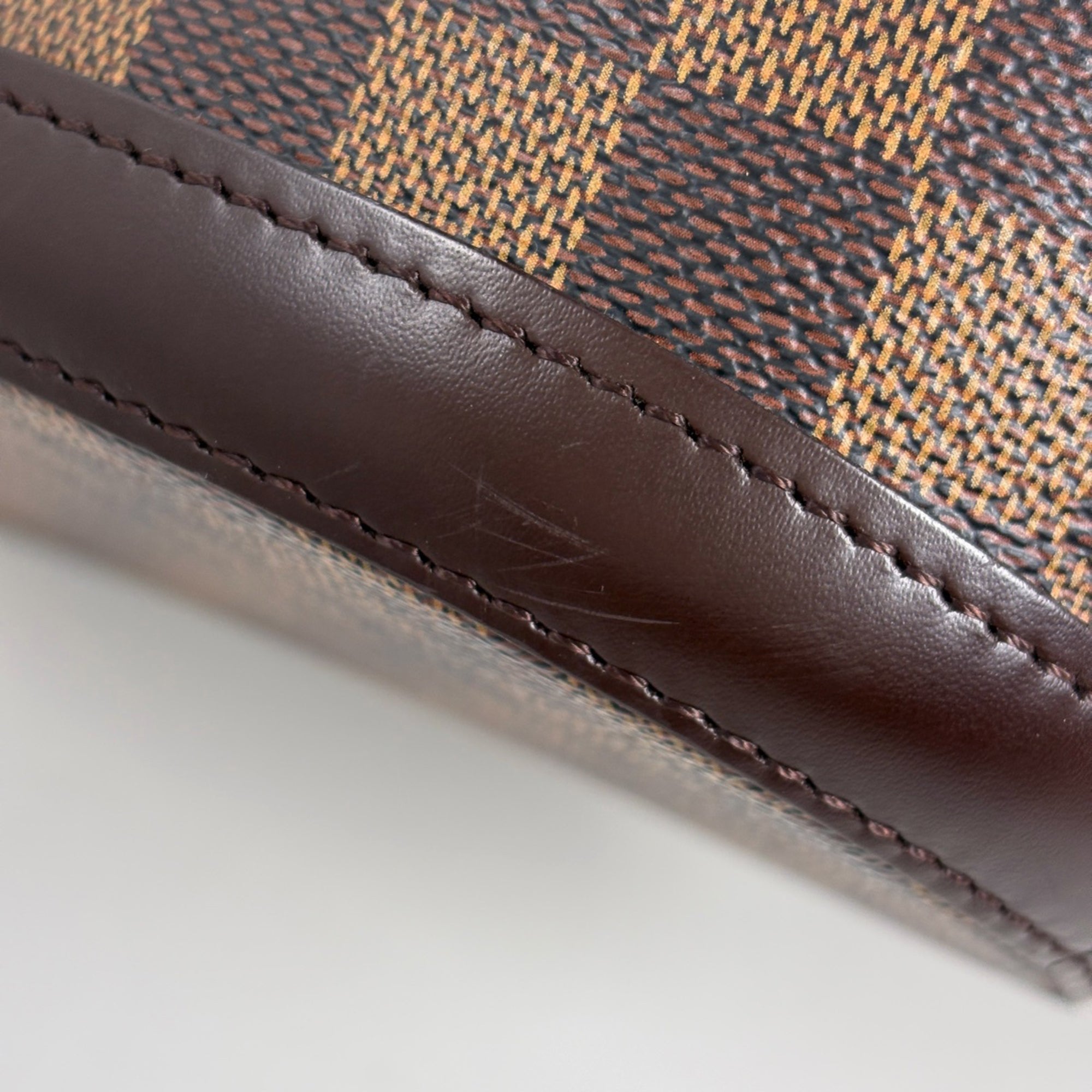 Louis Vuitton Brown Damier Canvas Damier Canvas Handbag Shoulder Bag (Pre-Owned)