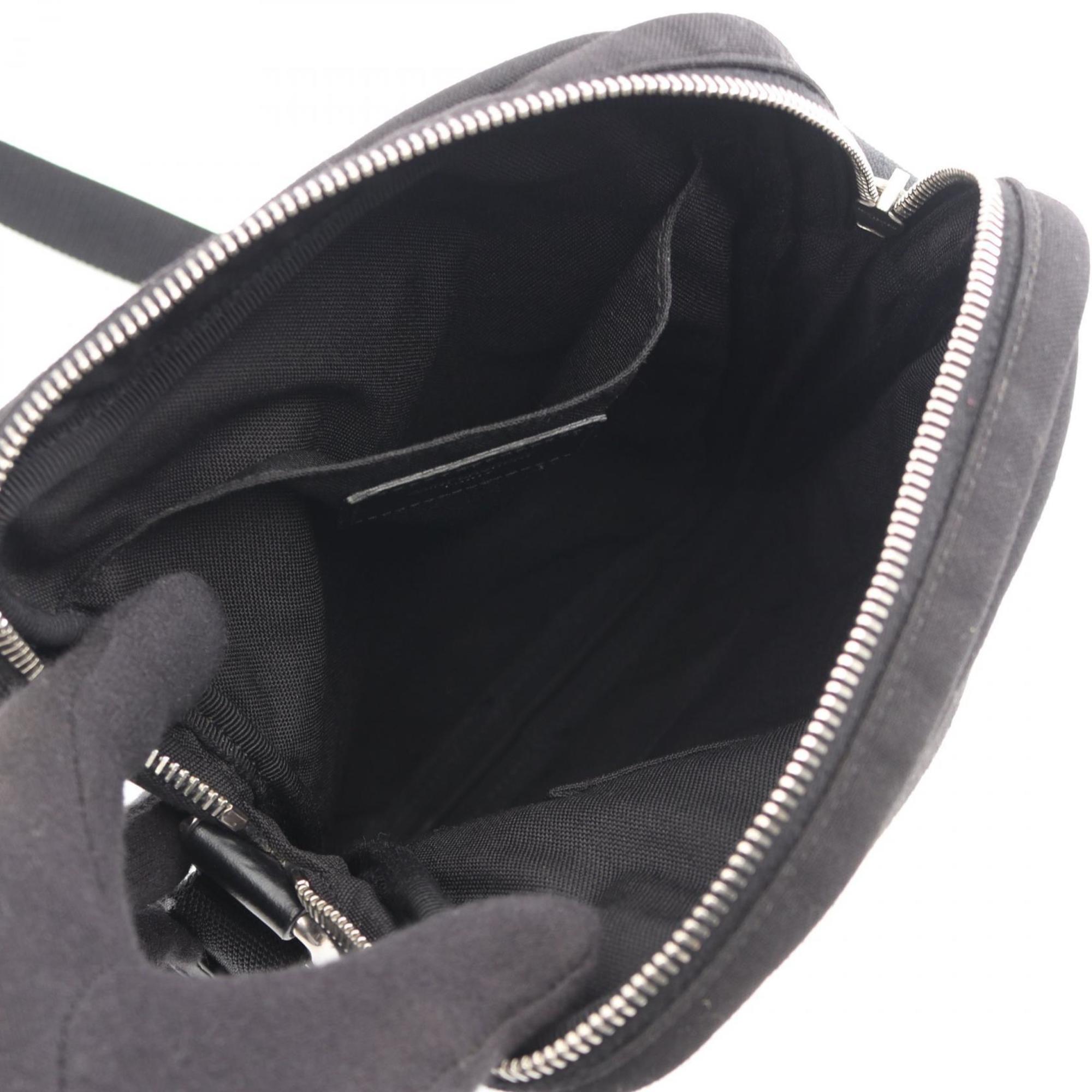Yves Saint Laurent Black Canvas Leather Handbag Shoulder Bag (Pre-Owned)