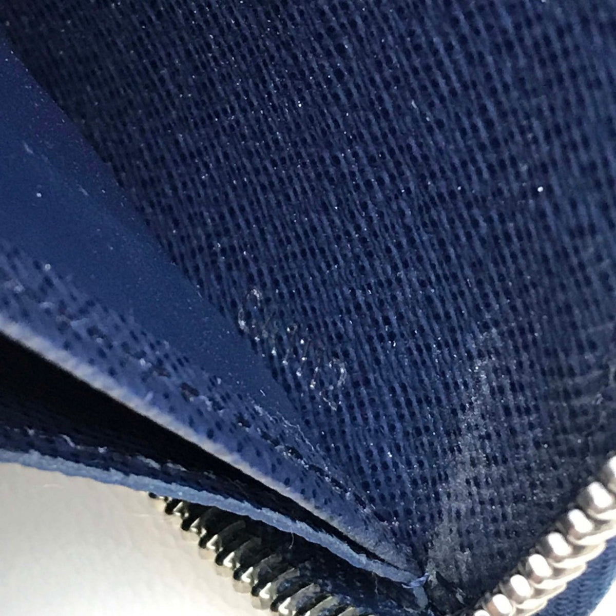 Louis Vuitton Blue Leather Long Wallet (Bi-Fold) (Pre-Owned)