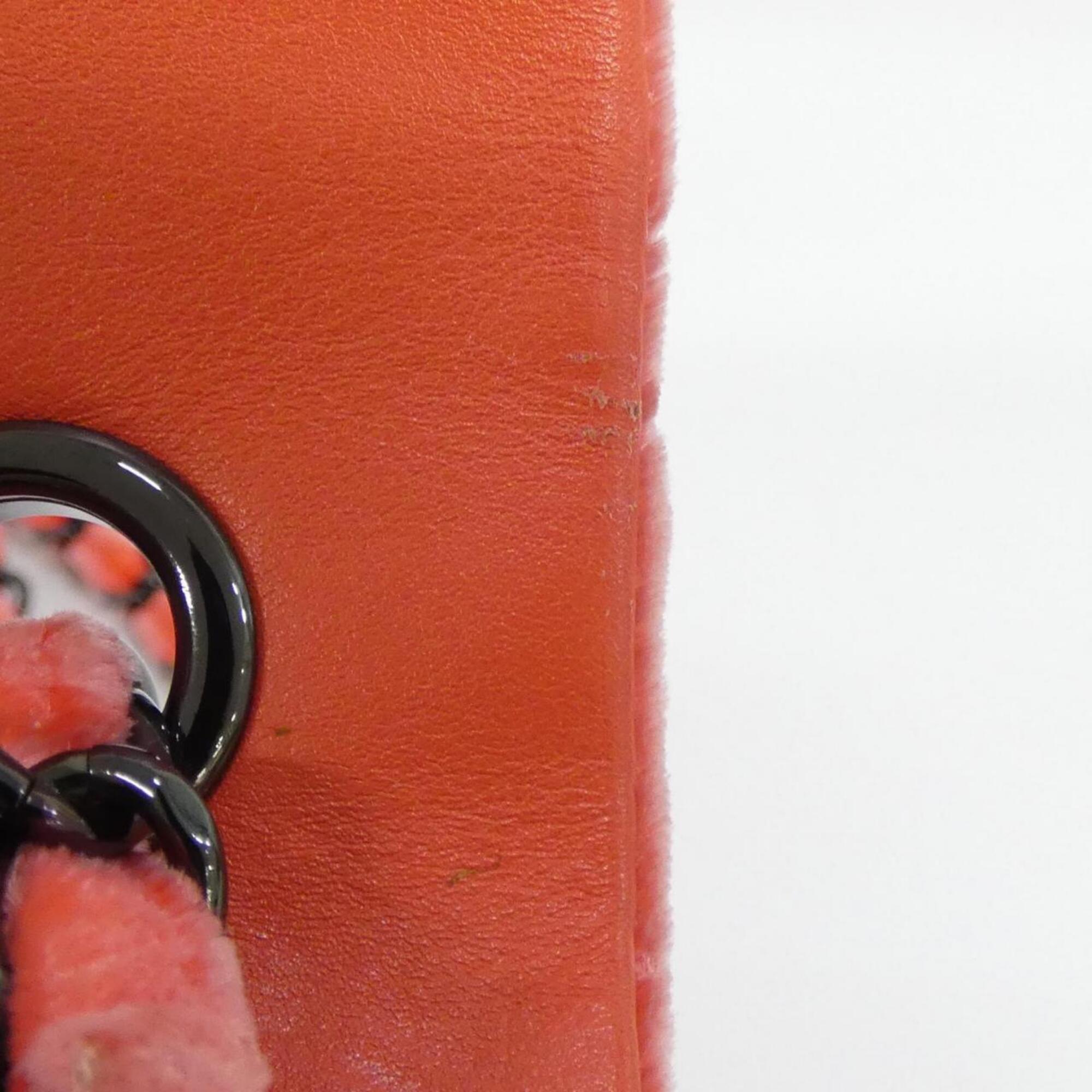 Chanel Coral Pink Leather Shoulder Bag (Pre-Owned)