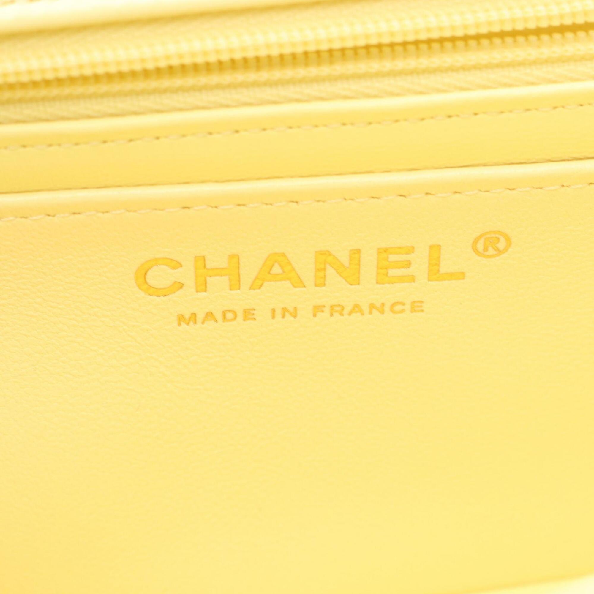 Chanel Black Ivory Fabric Handbag Shoulder Bag (Pre-Owned)