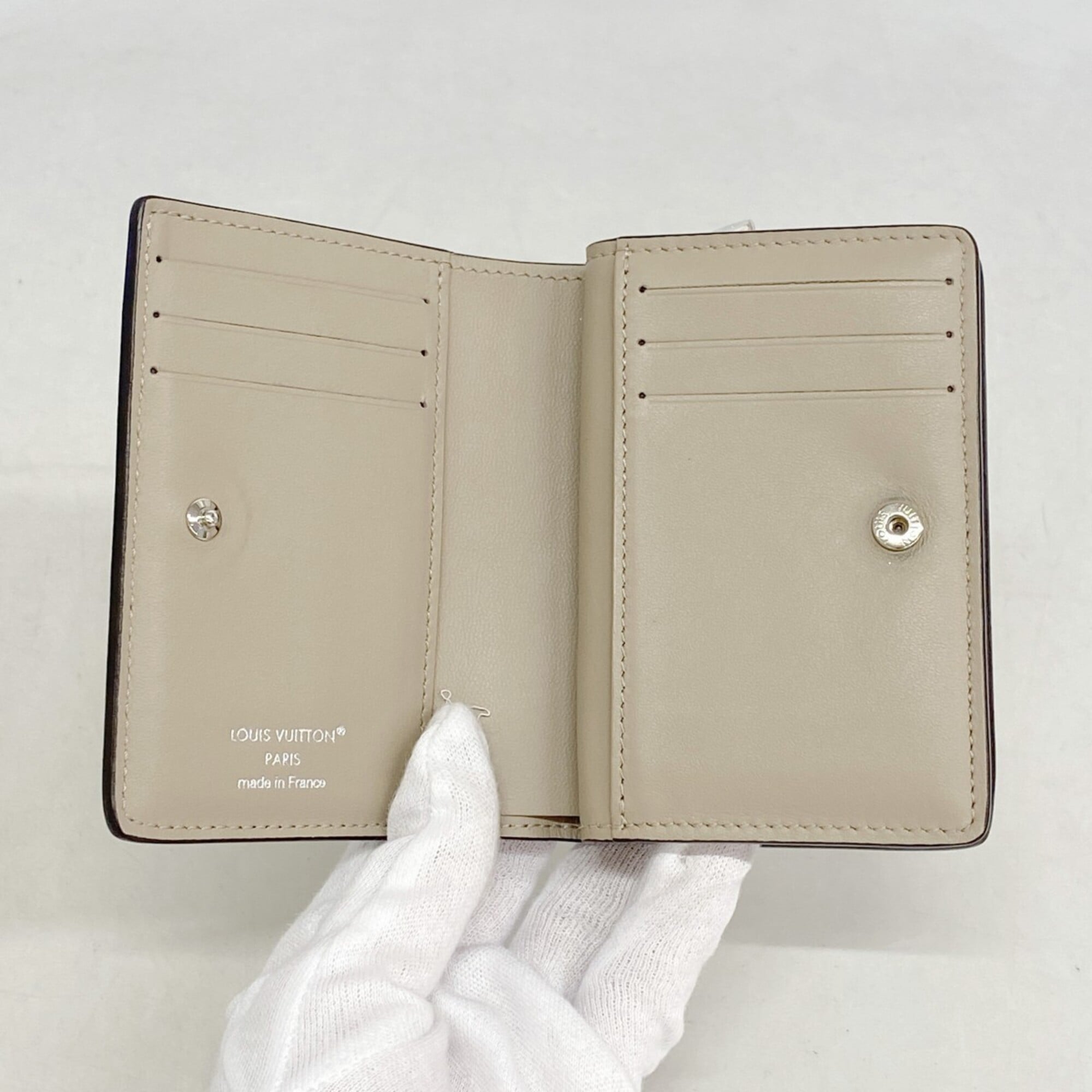 Louis Vuitton Galle Wallet (Bi-Fold) (Pre-Owned)