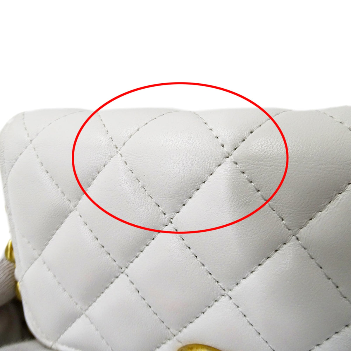 Chanel White Yellow Leather Handbag Shoulder Bag (Pre-Owned)