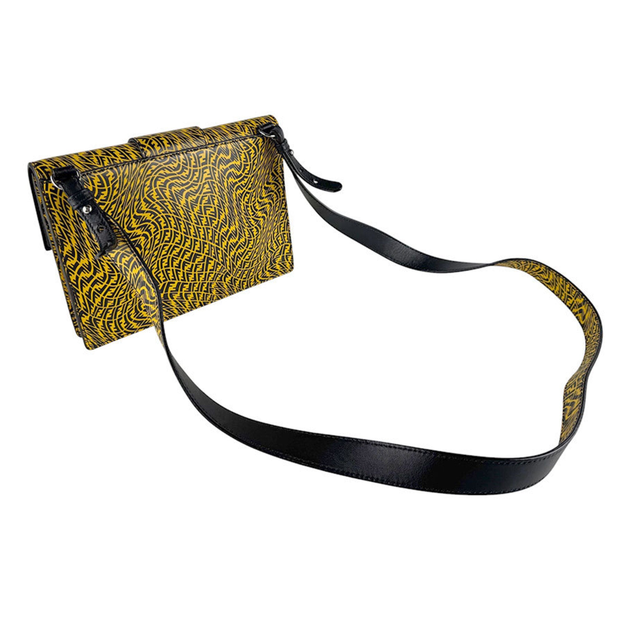 Fendi Black Yellow Leather Shoulder Bag (Pre-Owned)