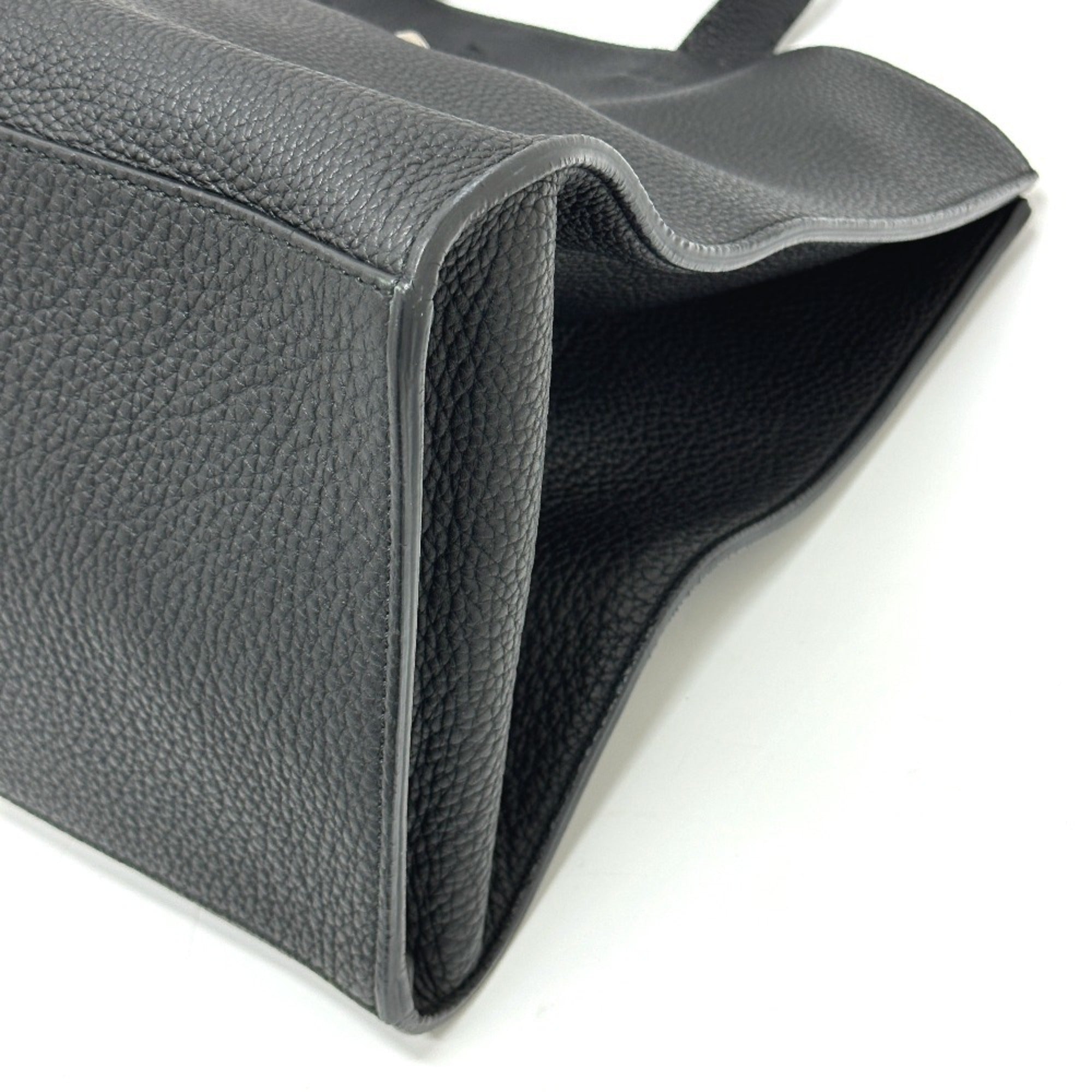 Fendi Selleria Black Leather Tote Bag (Pre-Owned)