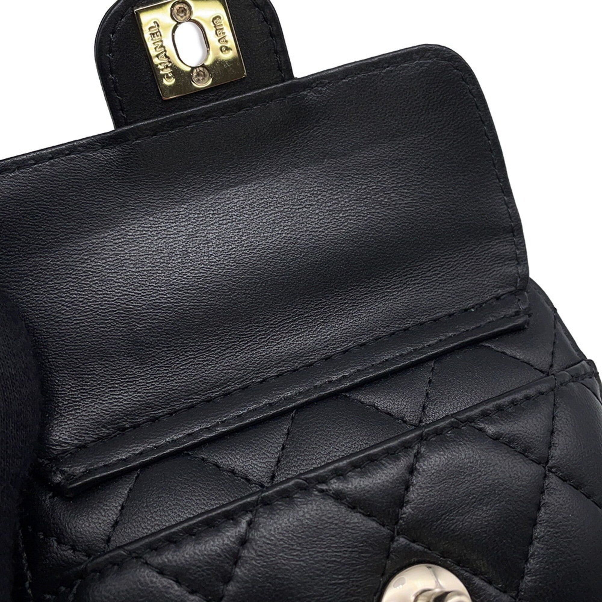 Chanel Matelasse Black Leather Fanny Pack (Pre-Owned)
