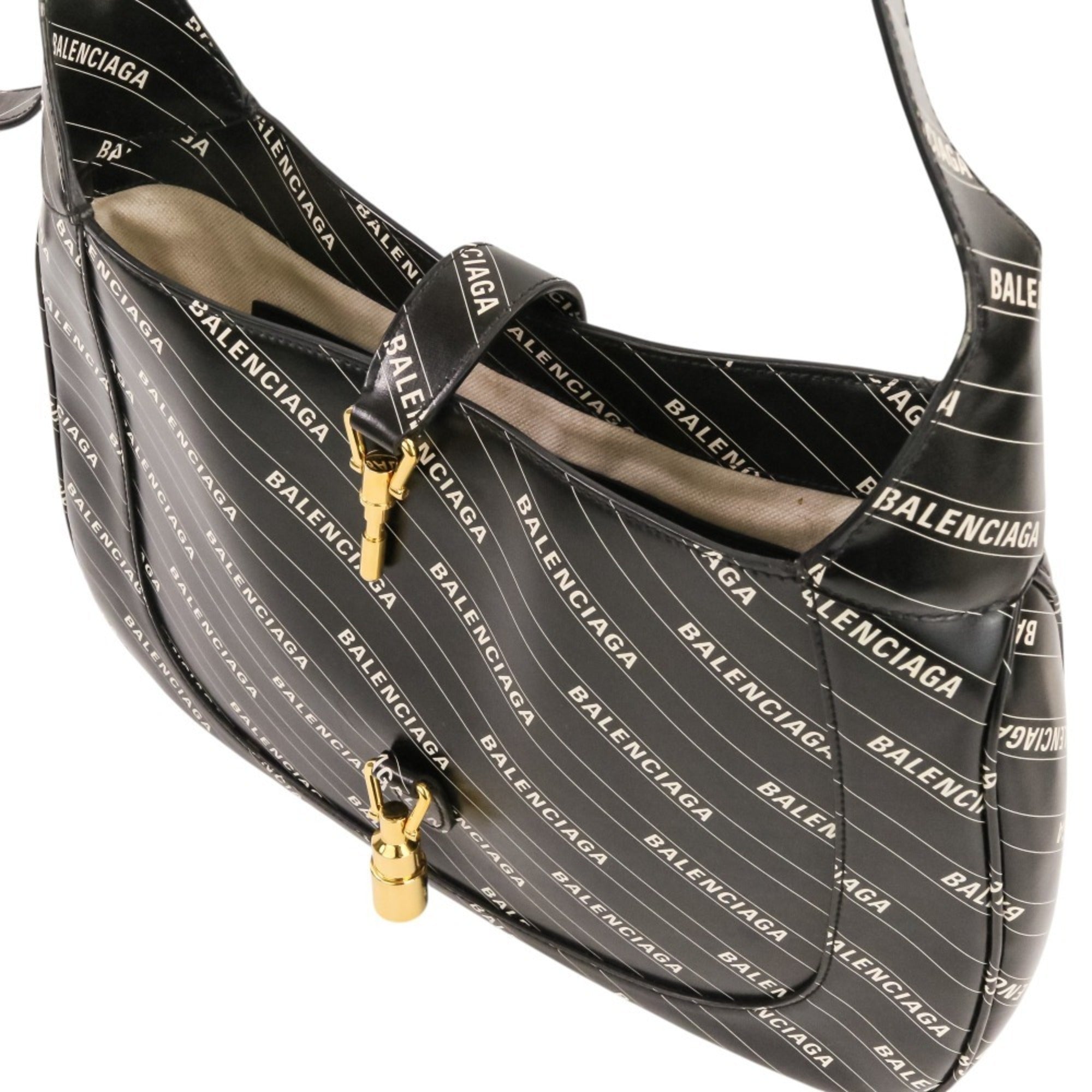 Gucci Black Shoulder Bag (Pre-Owned)