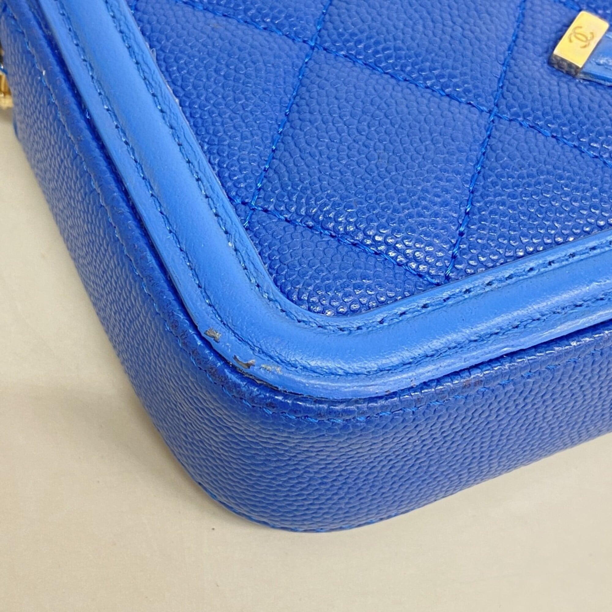 Chanel Blue Grained Calfskin Pochette (Pre-Owned)