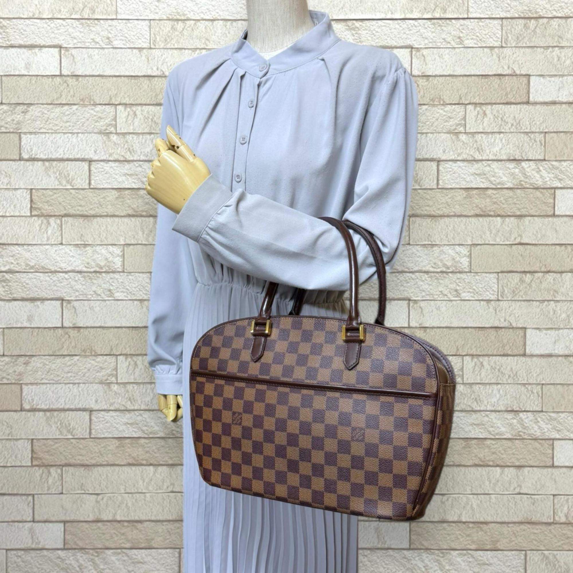 Louis Vuitton Damier Brown Damier Canvas Handbag (Pre-Owned)