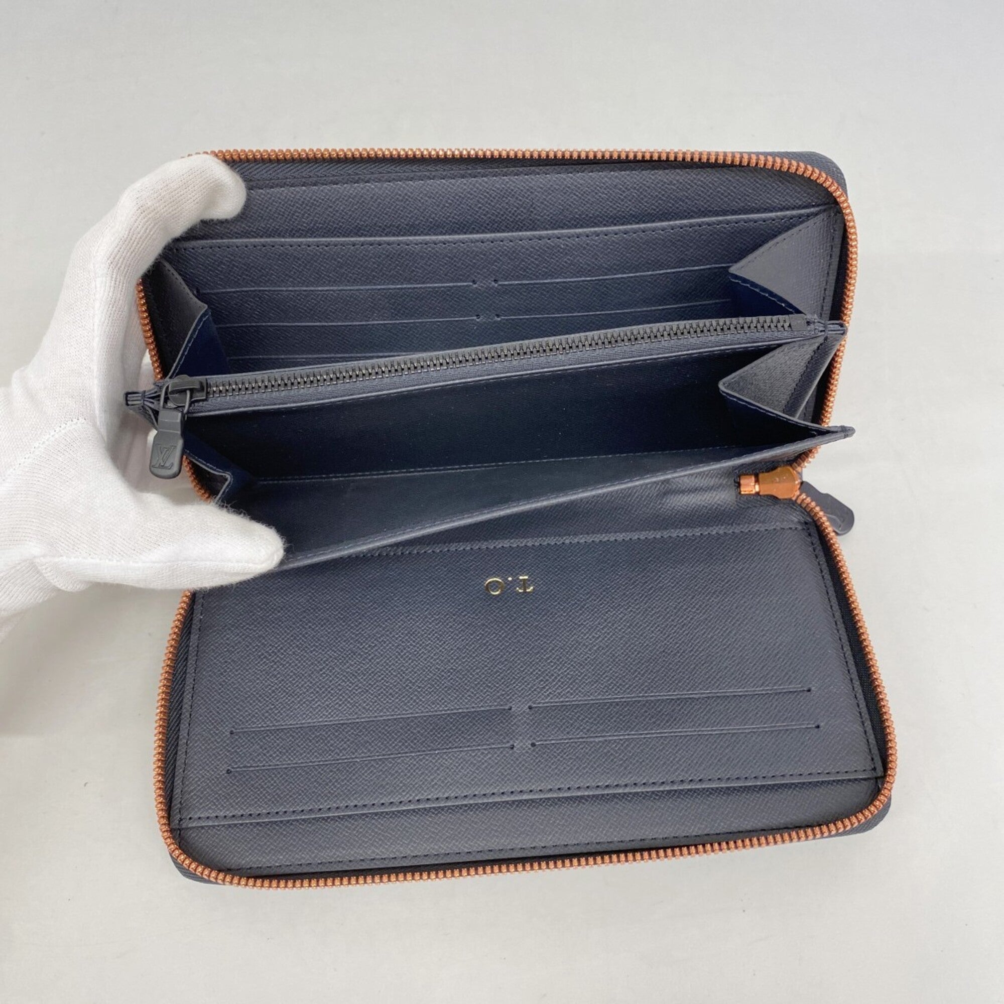 Louis Vuitton Navy Long Wallet (Bi-Fold) (Pre-Owned)