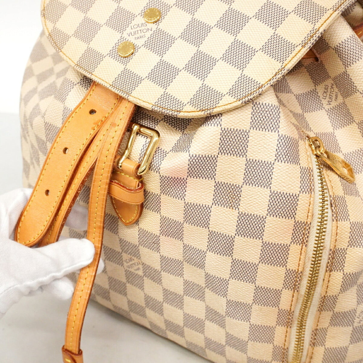 Louis Vuitton White Backpack (Pre-Owned)