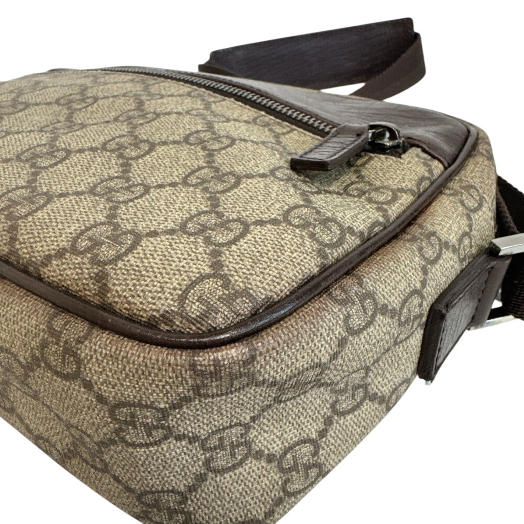 Gucci Beige Gg Supreme Shoulder Bag (Pre-Owned)