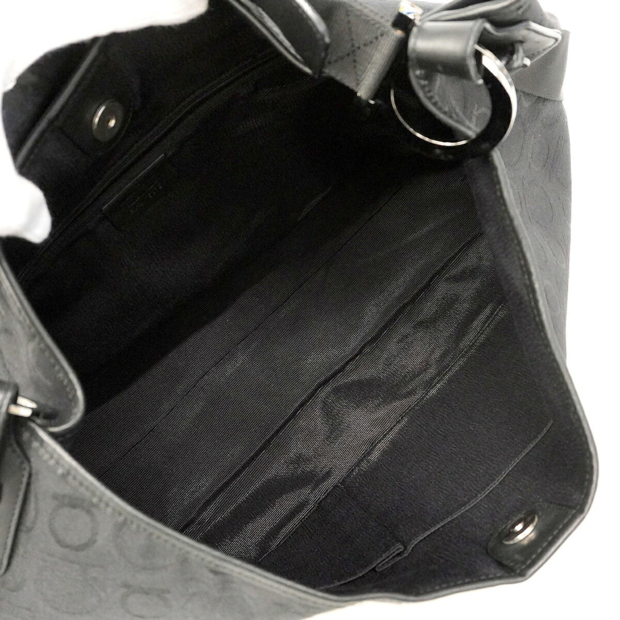 Salvatore Ferragamo Black Canvas Shoulder Bag (Pre-Owned)
