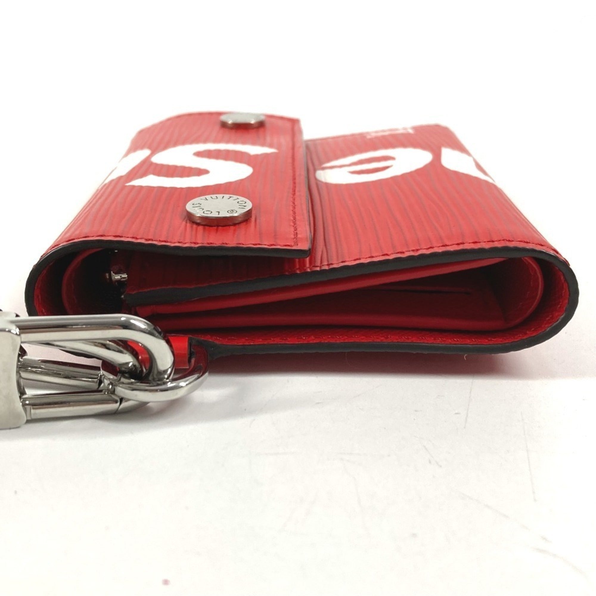 Louis Vuitton Epi Red Color White Epi Leather Chain/Shoulder Wallet (Pre-Owned)