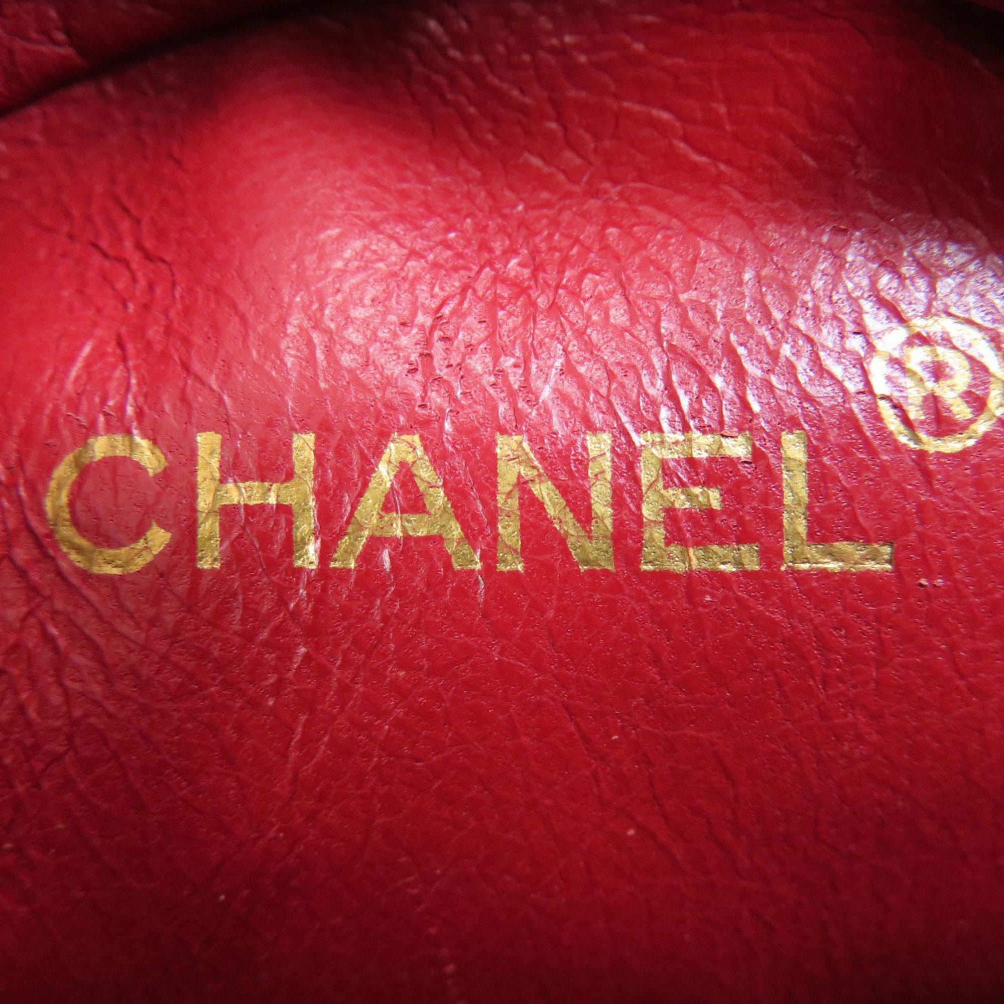 Chanel Red Color Leather Shoulder Bag (Pre-Owned)