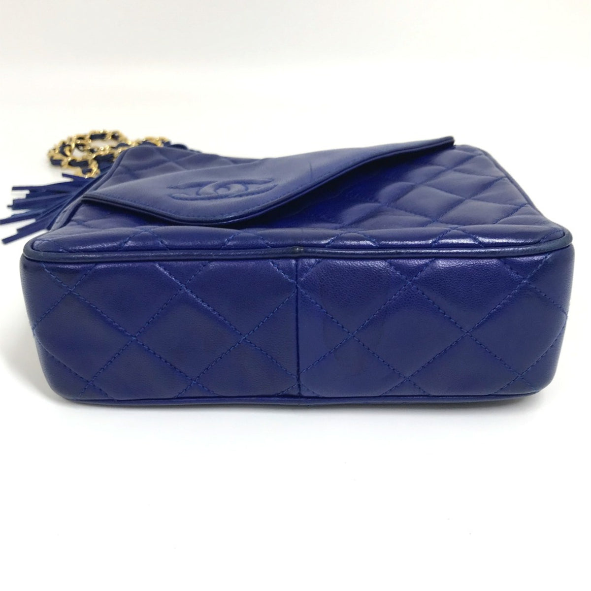 Chanel Blue Leather Shoulder Bag (Pre-Owned)