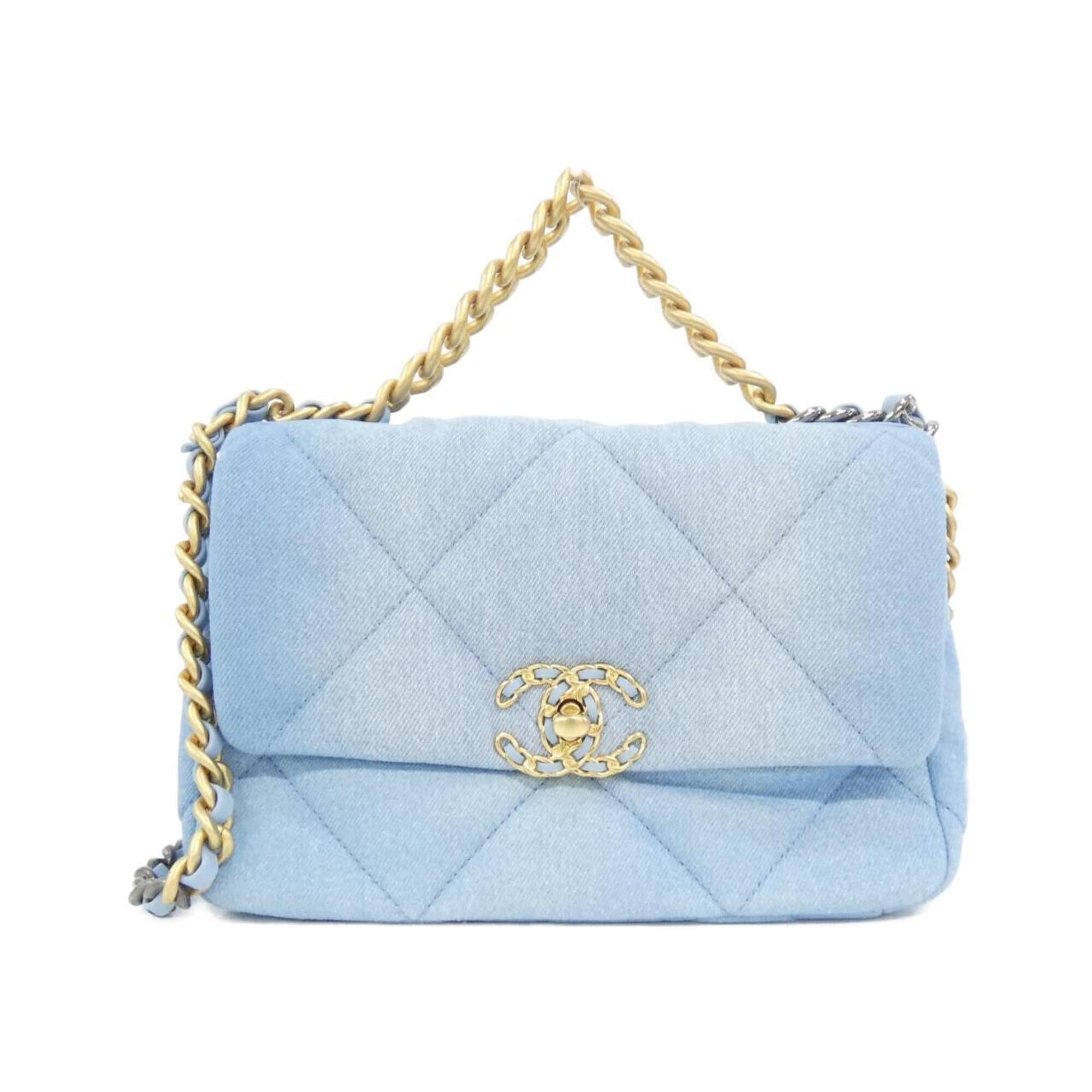 Chanel Light Blue Denim Shoulder Bag (Pre-Owned)