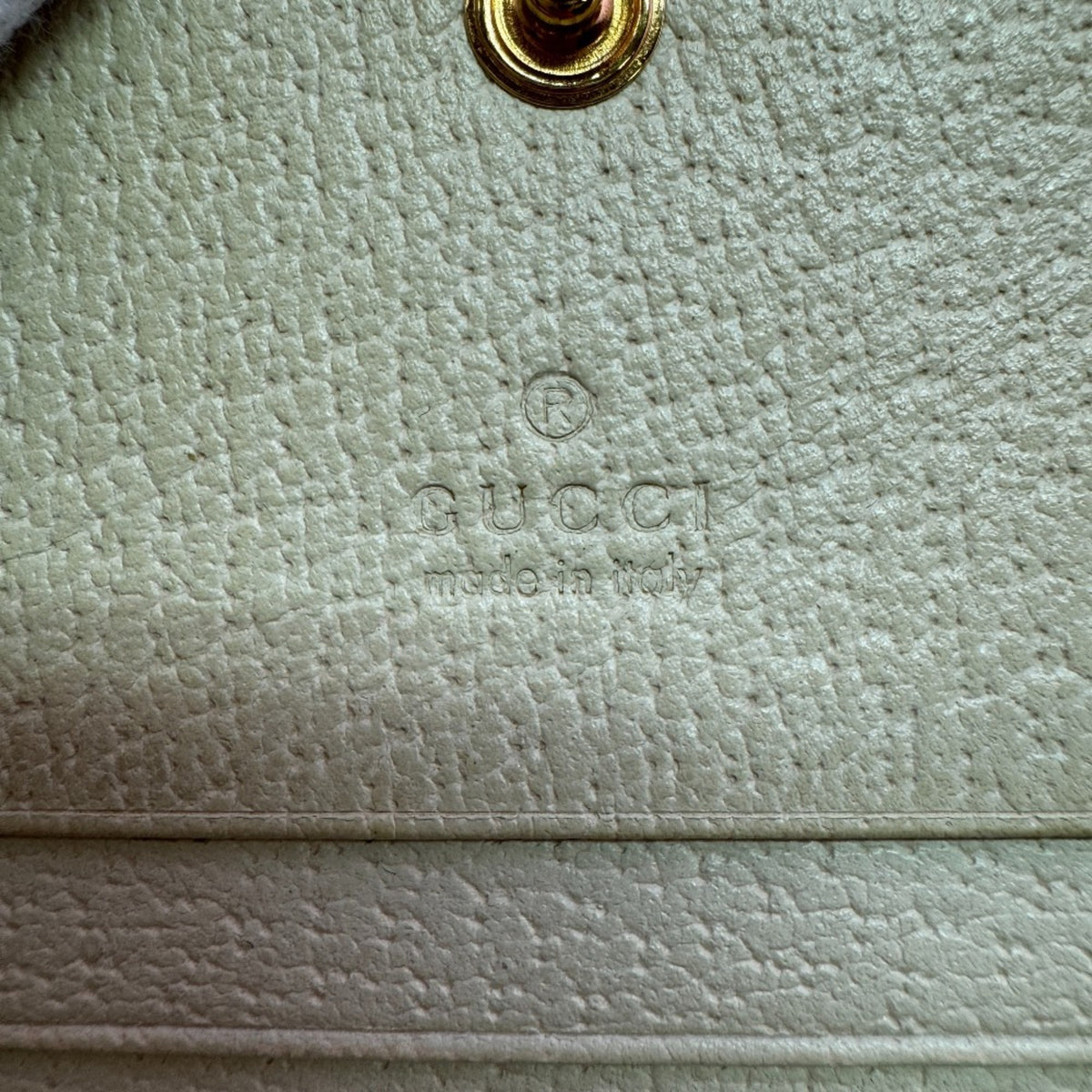 Gucci White Leather Wallet (Bi-Fold) (Pre-Owned)