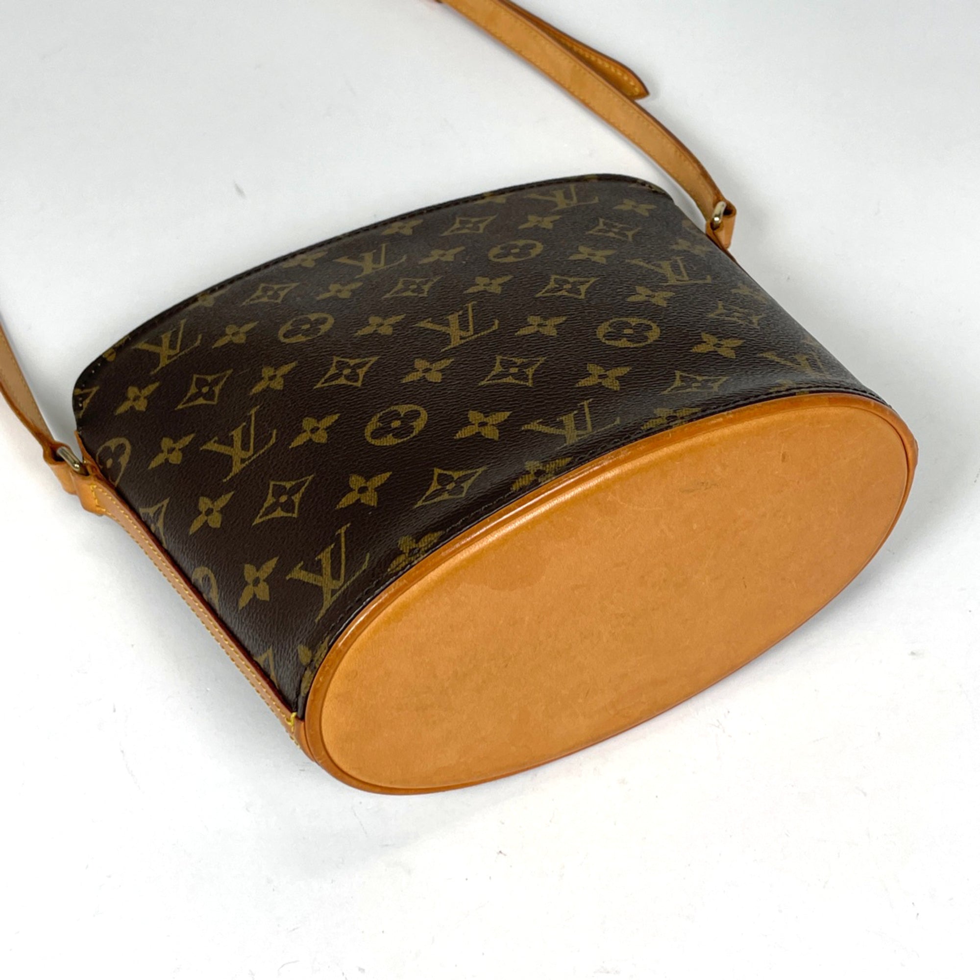 Louis Vuitton Brown Monogram Shoulder Bag (Pre-Owned)