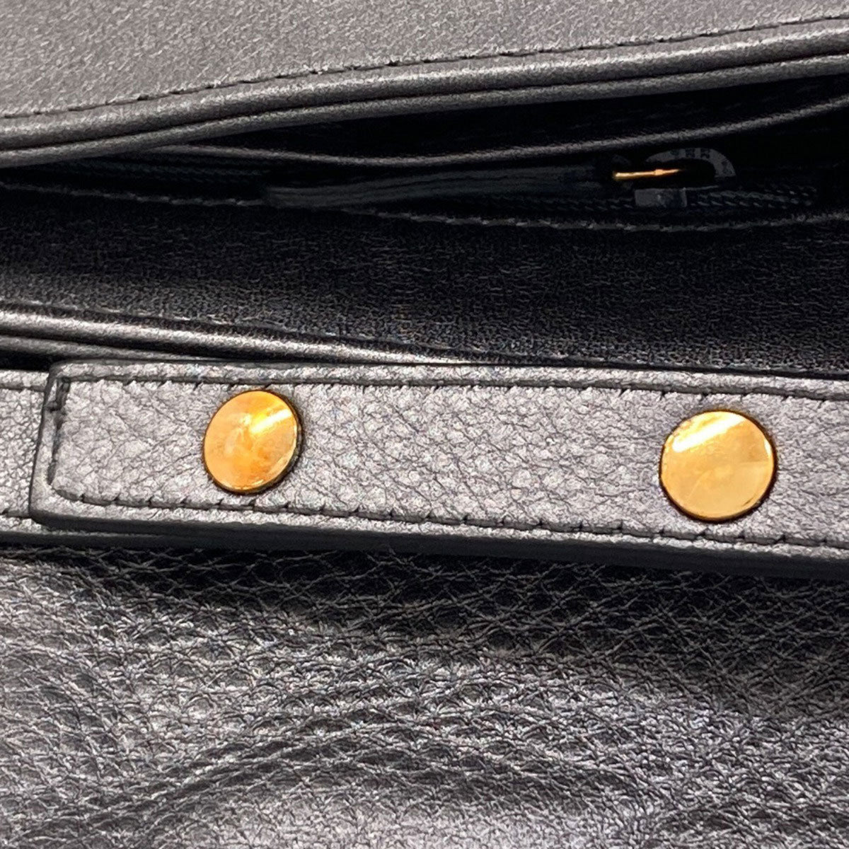Bvlgari Gray Leather Shoulder Bag (Pre-Owned)