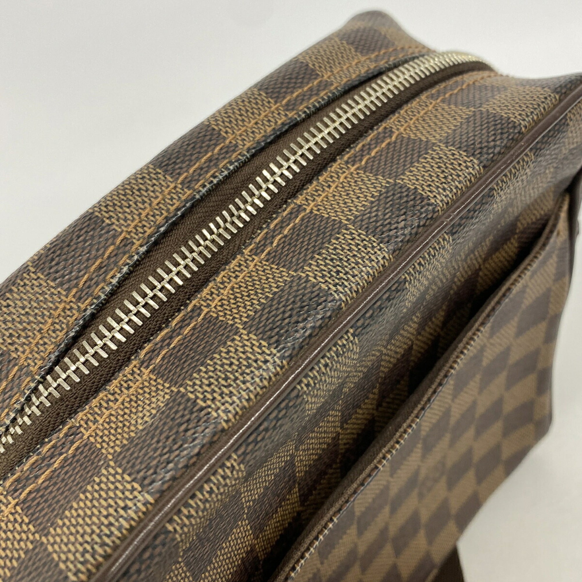 Louis Vuitton Ebene Shoulder Bag (Pre-Owned)