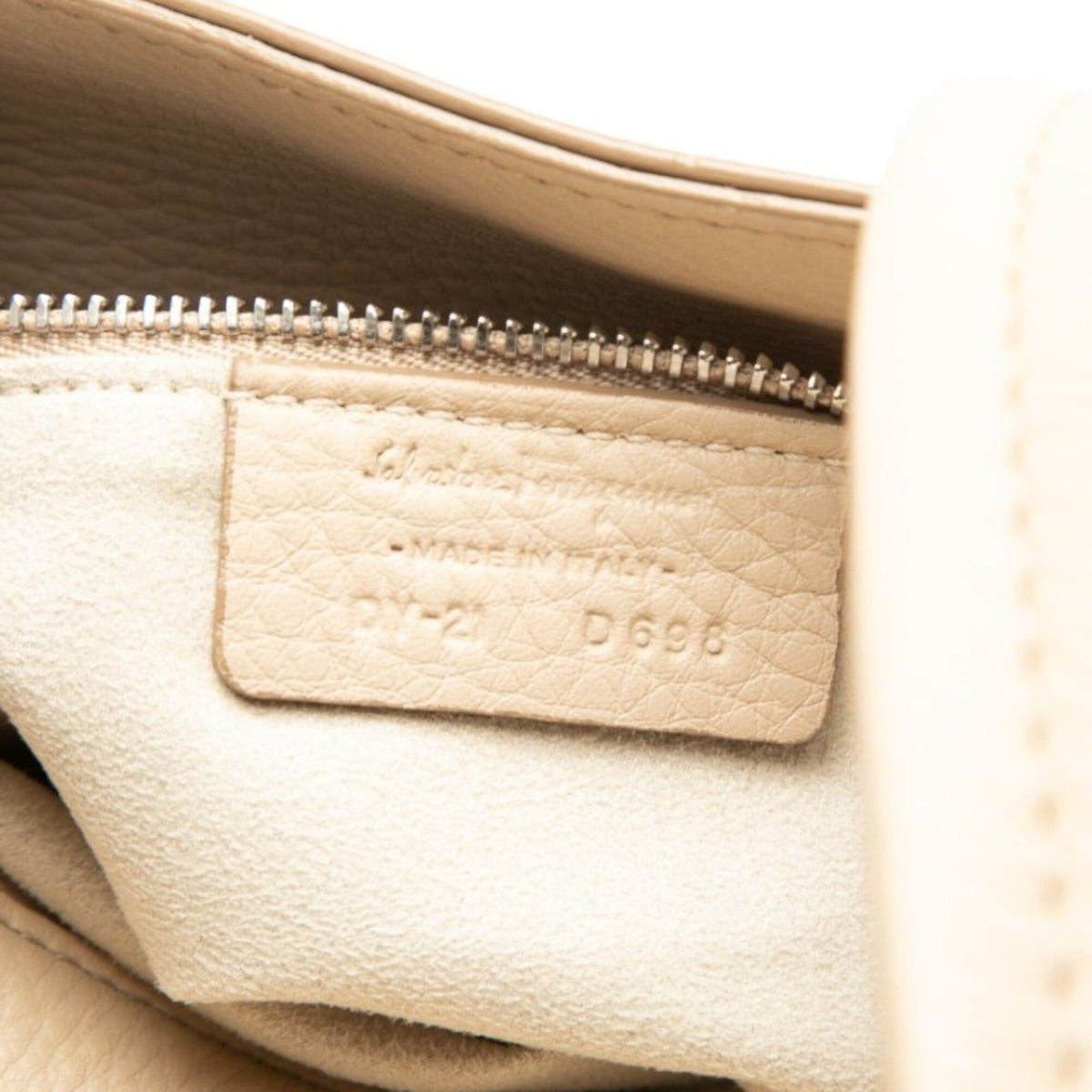 Salvatore Ferragamo Beige Leather Shoulder Bag Tote Bag (Pre-Owned)