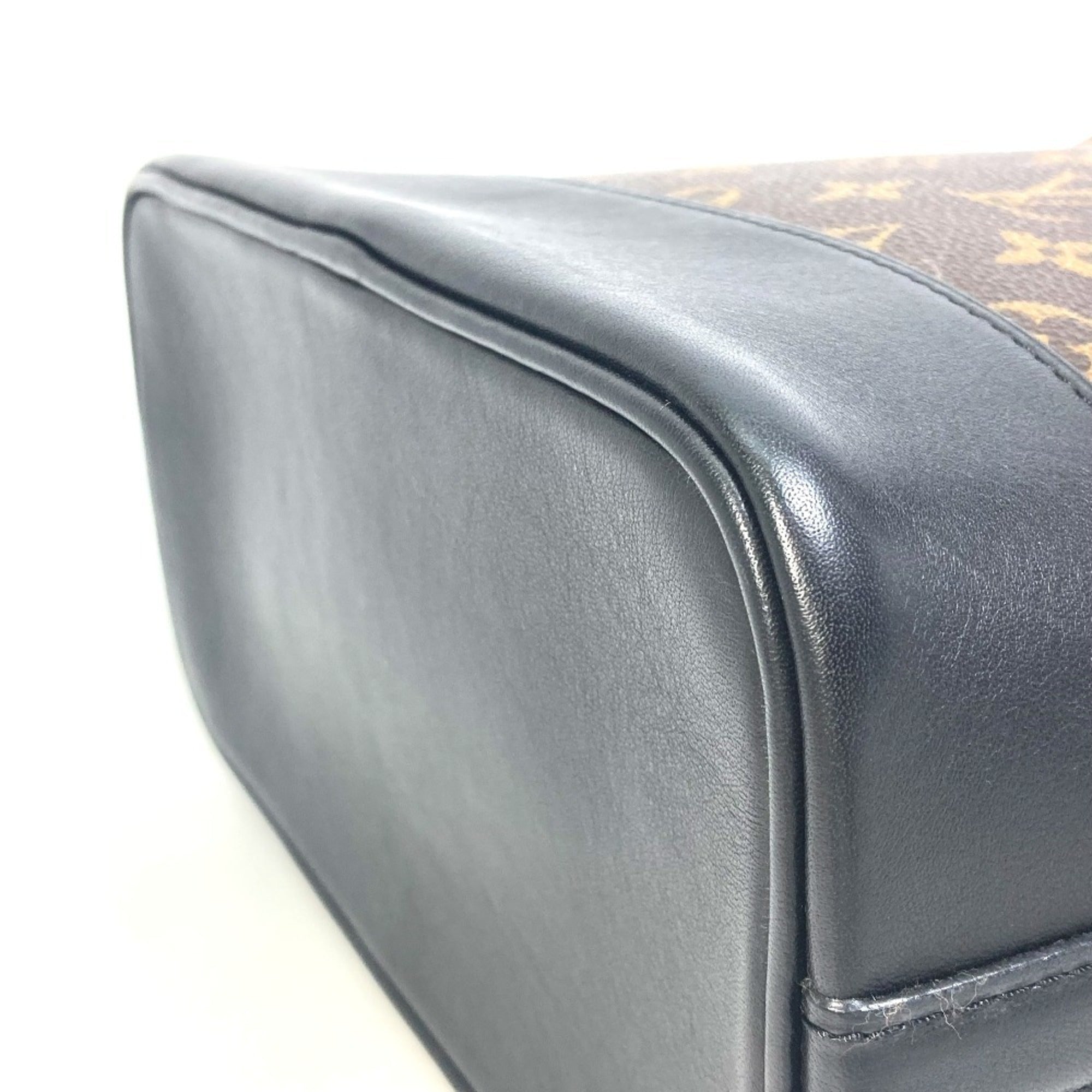 Louis Vuitton Black Brown Monogram Noir Monogram Leather Shoulder Bag (Pre-Owned)