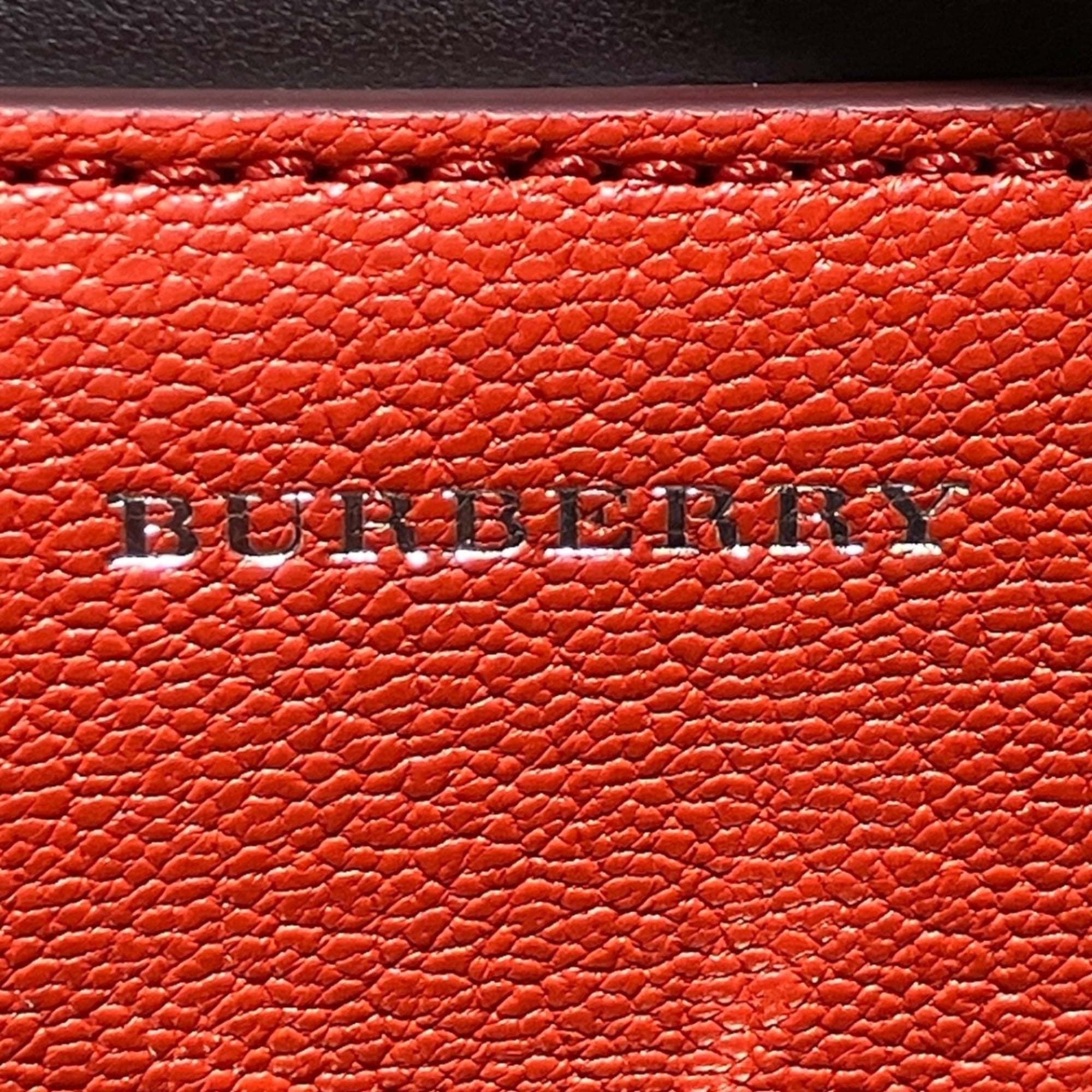 Burberry Red Color Leather Shoulder Bag (Pre-Owned)