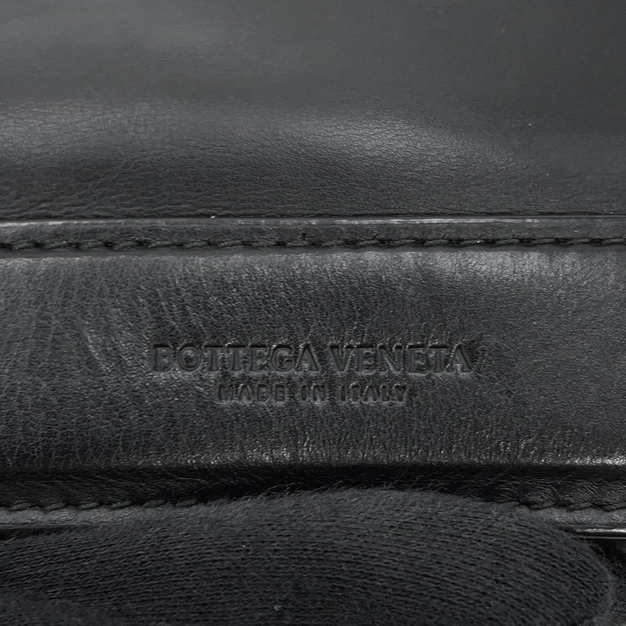 Bottega Veneta Black Leather Shoulder Bag (Pre-Owned)