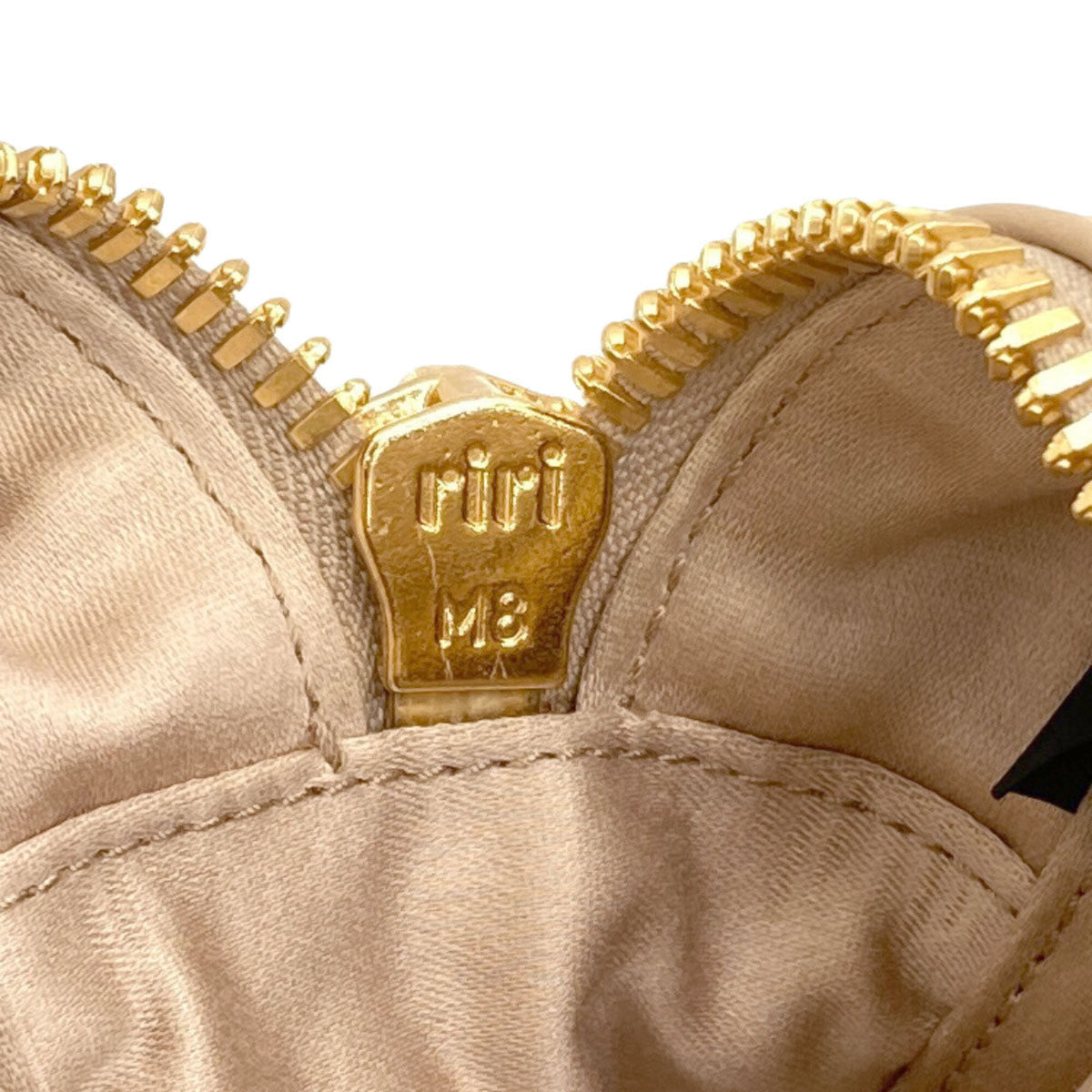 Miu Miu Brown Leather Handbag (Pre-Owned)