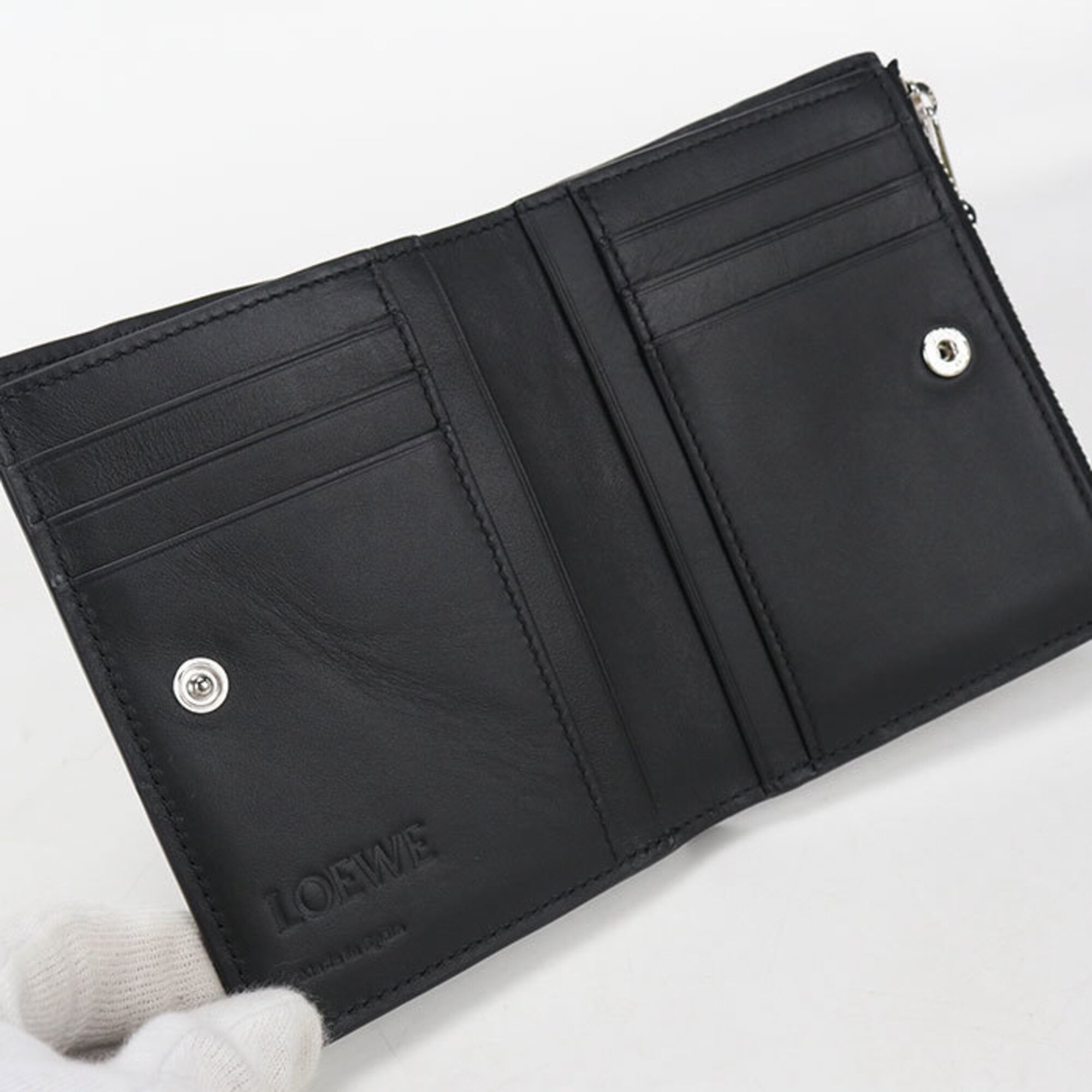 Loewe Black Wallet (Bi-Fold) (Pre-Owned)