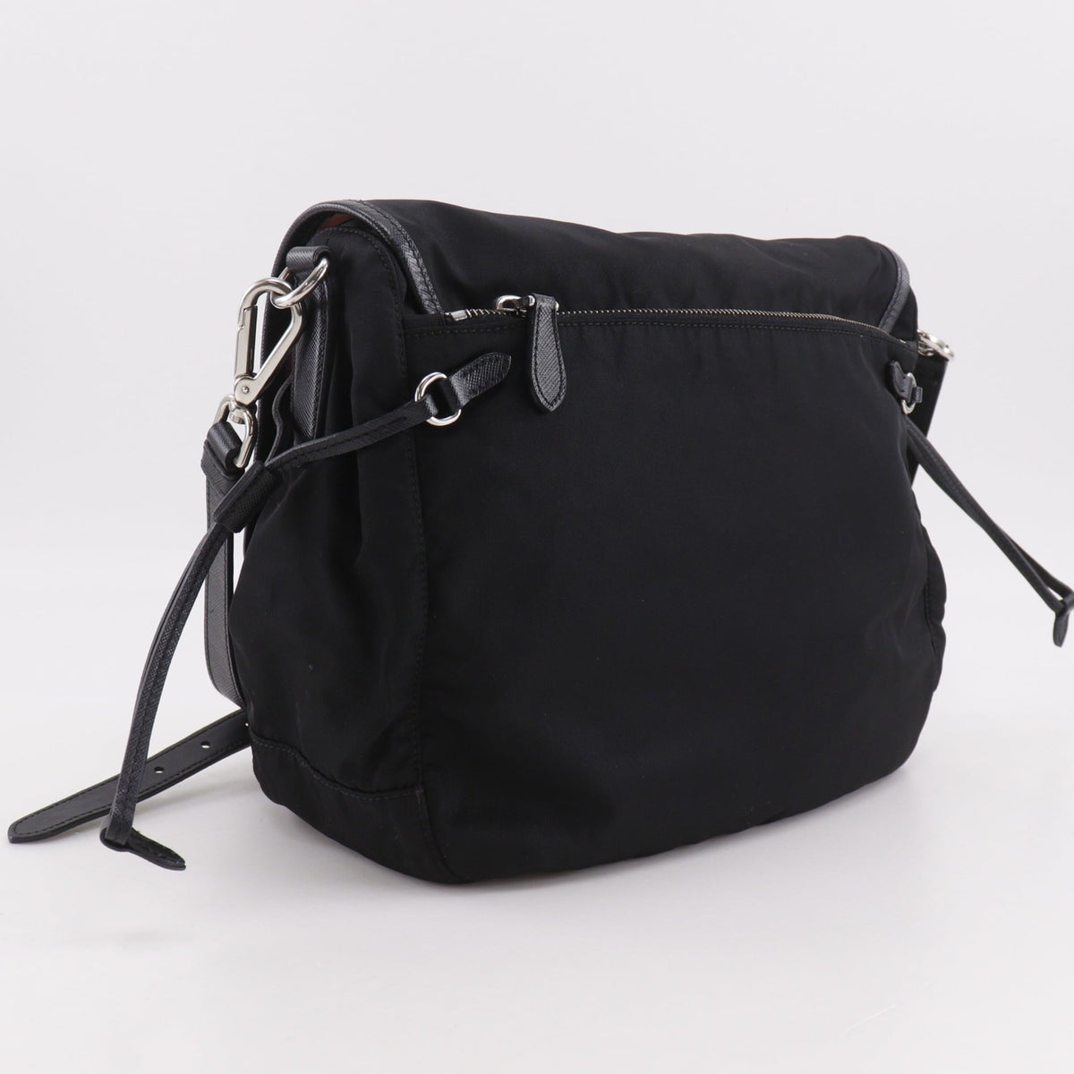 Prada Black Nylon Shoulder Bag (Pre-Owned)