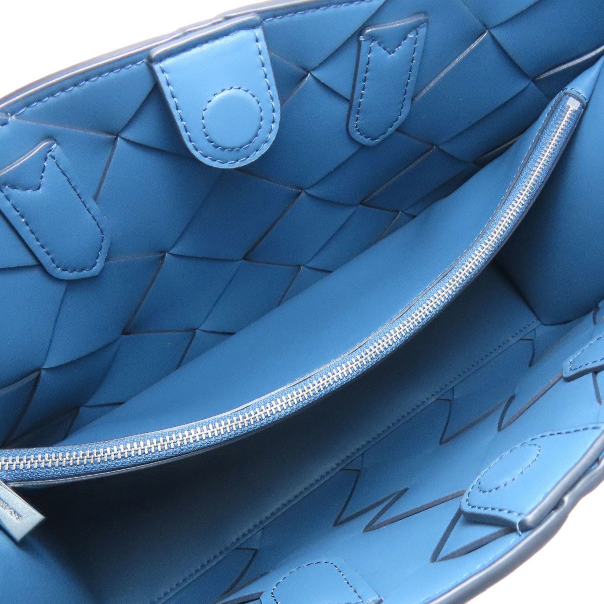 Michael Kors Blue Leather Handbag (Pre-Owned)