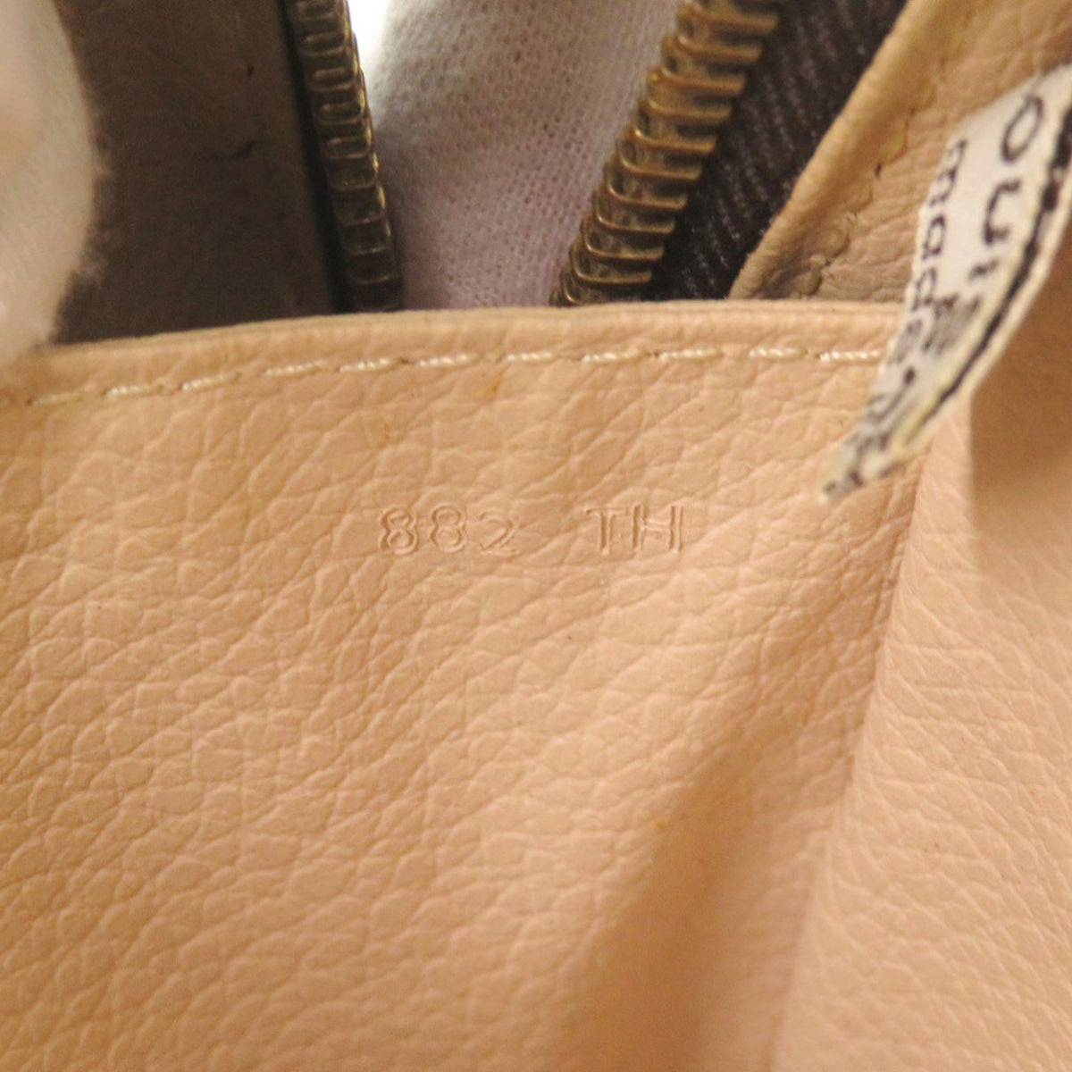 Louis Vuitton Brown Monogram Monogram Pouch (Pre-Owned)