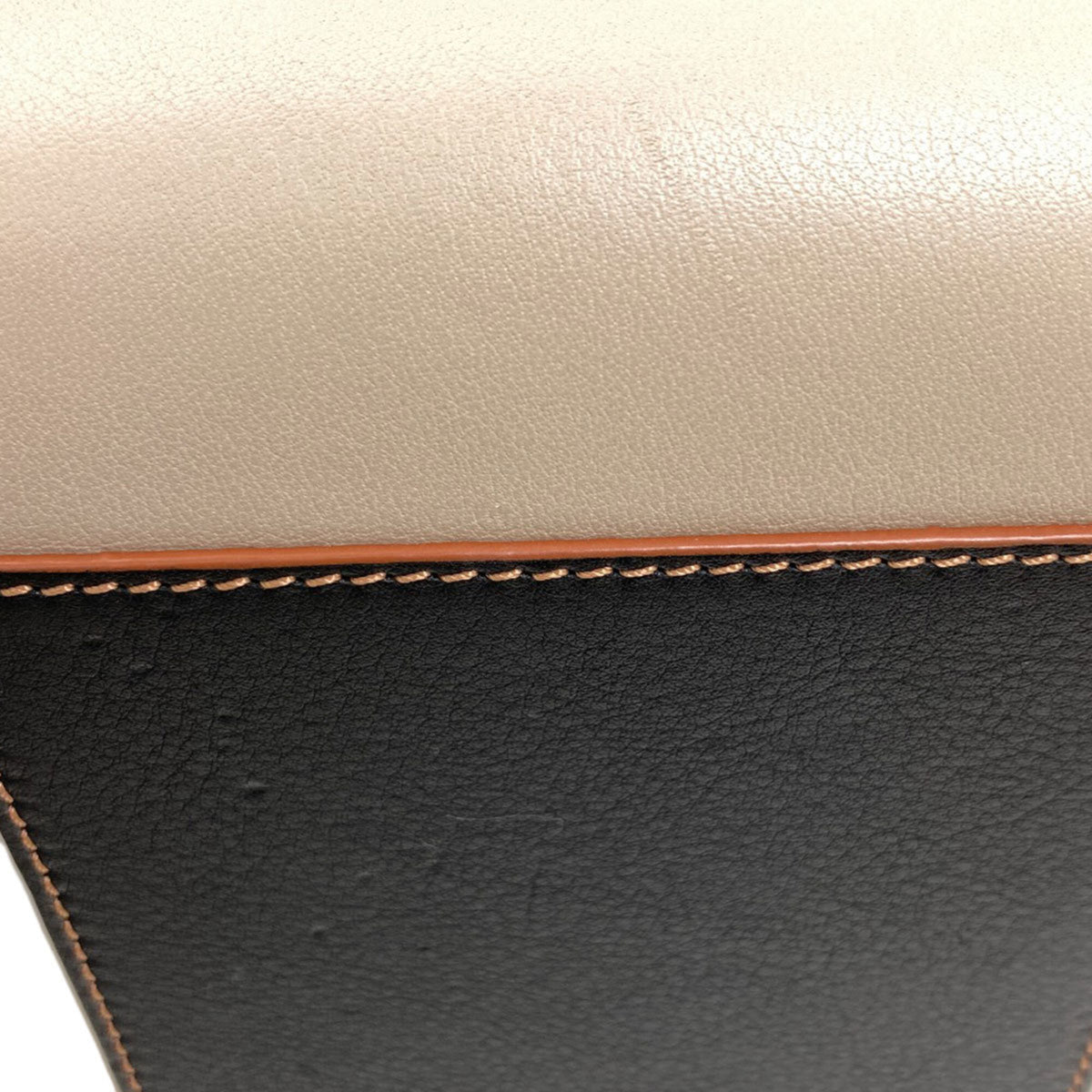 Loewe Beige Black Leather Handbag (Pre-Owned)
