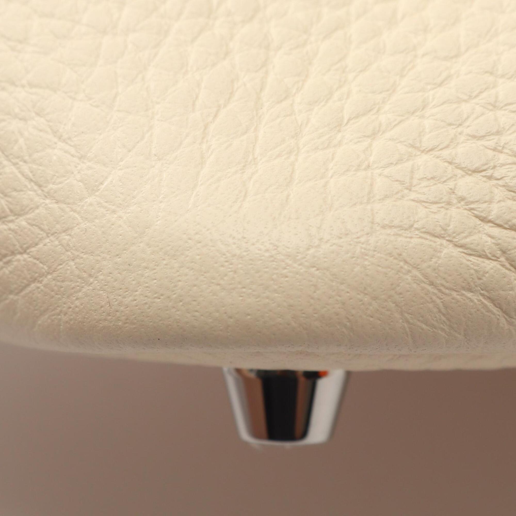 Hermes White Taurillon Clemence Leather Handbag (Pre-Owned)