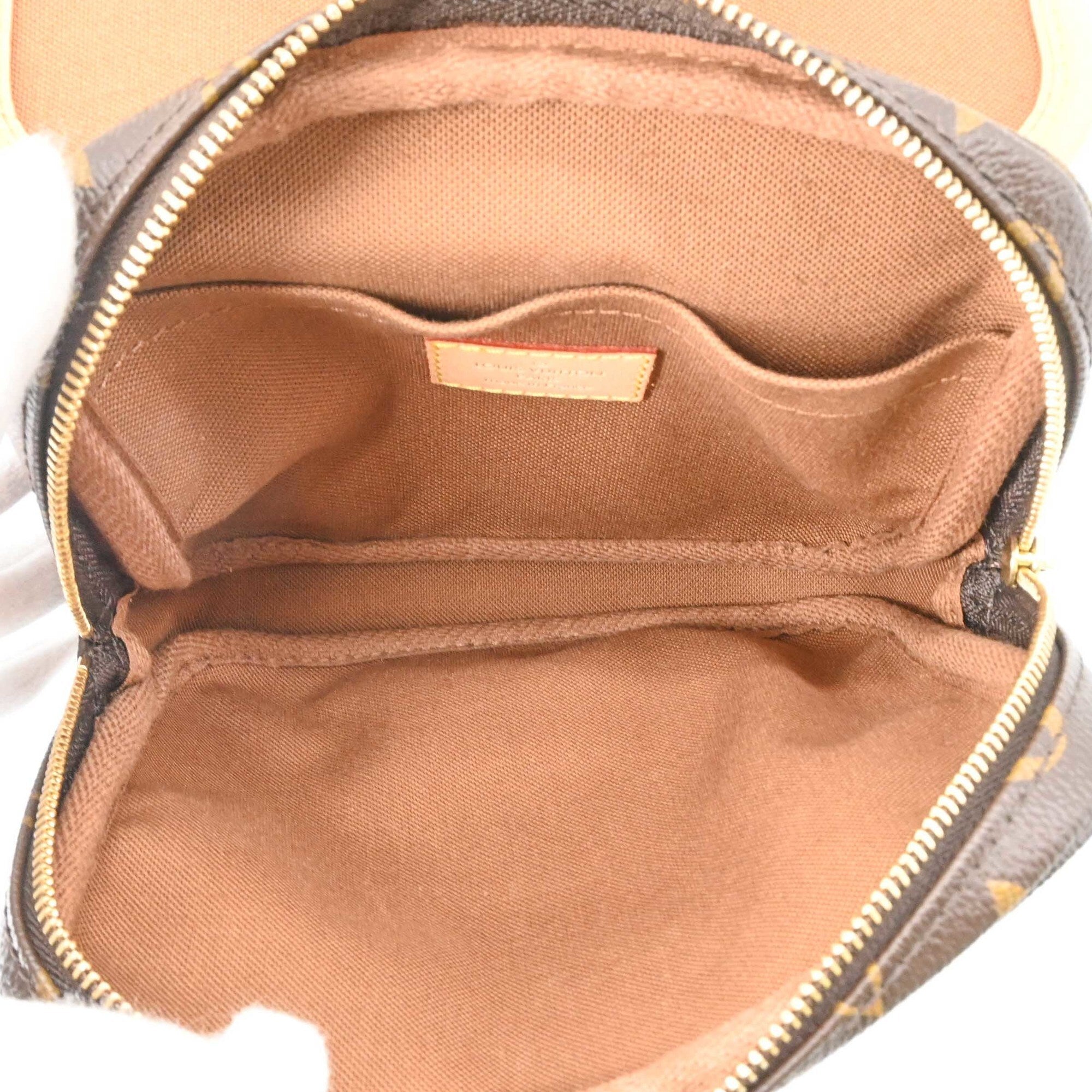 Louis Vuitton Brown Monogram Monogram Canvas Pouch (Pre-Owned)