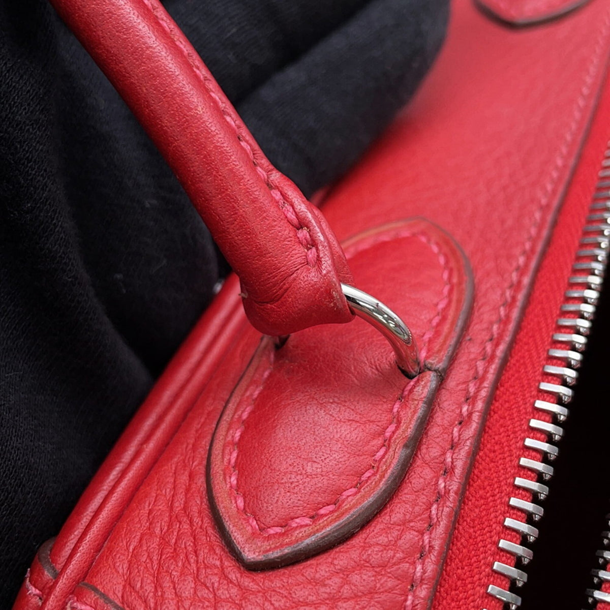 Hermes Vermilion Taurillon Clemence Leather Handbag (Pre-Owned)