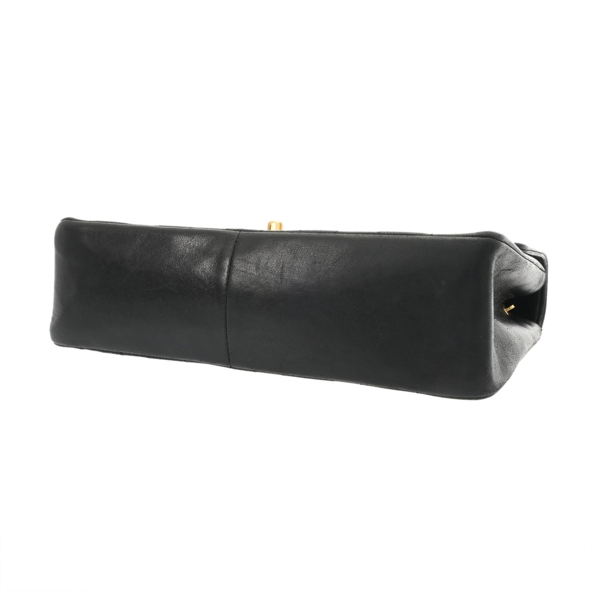 Chanel Black Leather Shoulder Bag (Pre-Owned)