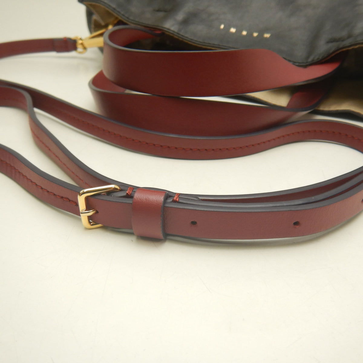 Marni Black Gray Tote Bag (Pre-Owned)