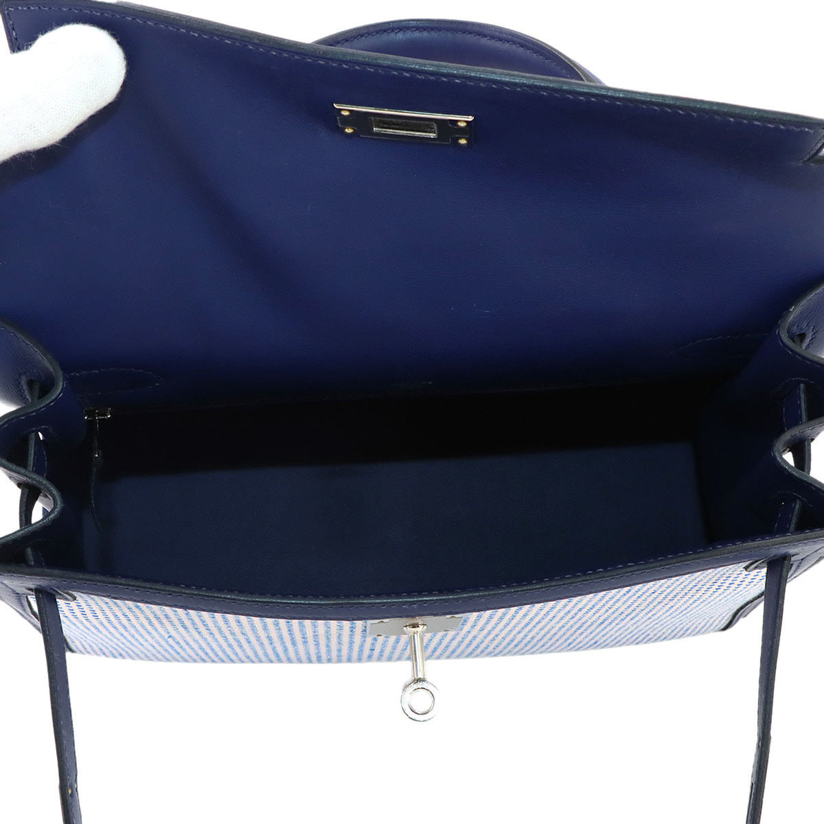 Hermes Bleu Saphir Ecru Swift Leather Handbag (Pre-Owned)
